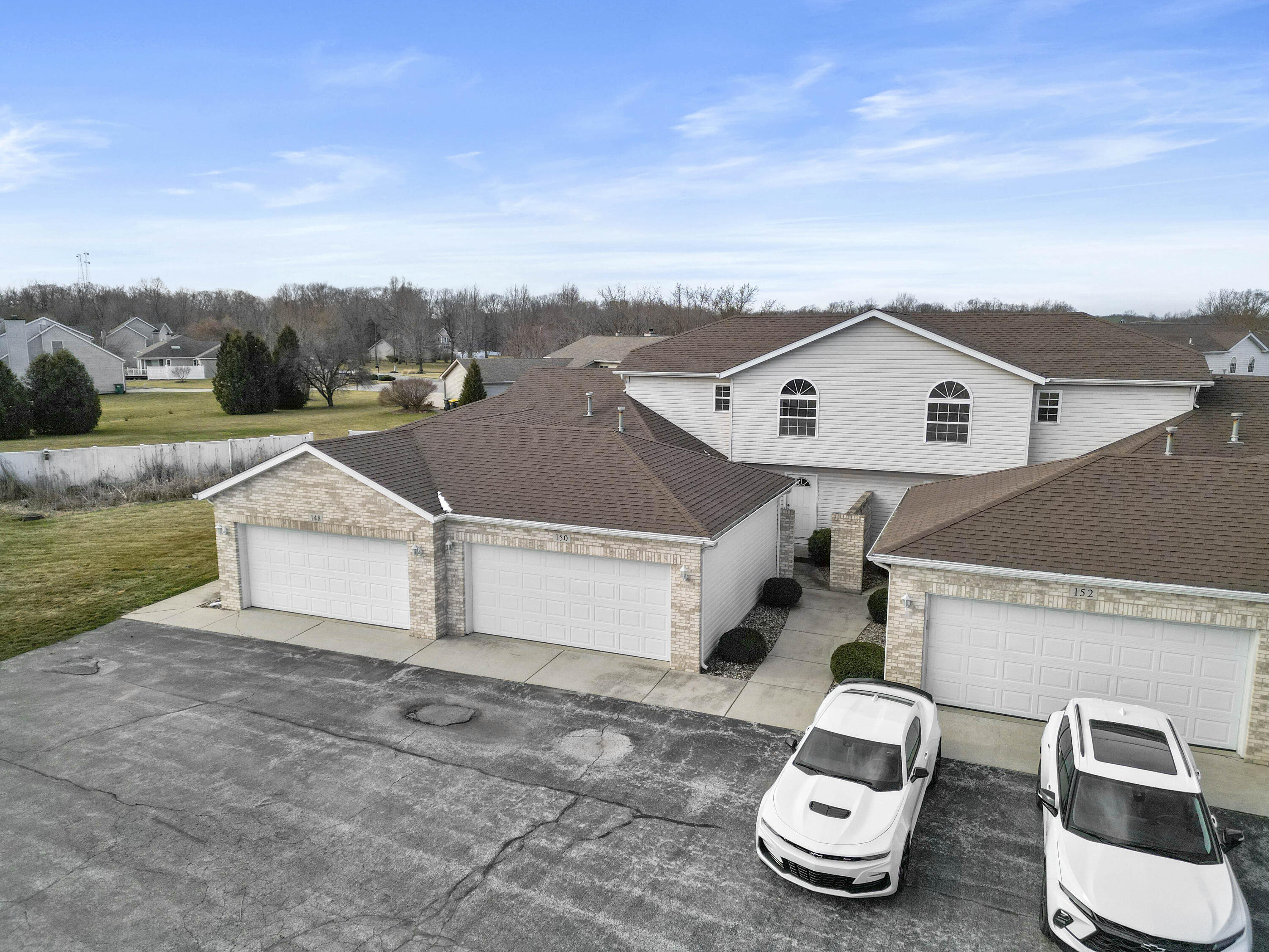 150 Mallard Pointe Drive Property Photo 1