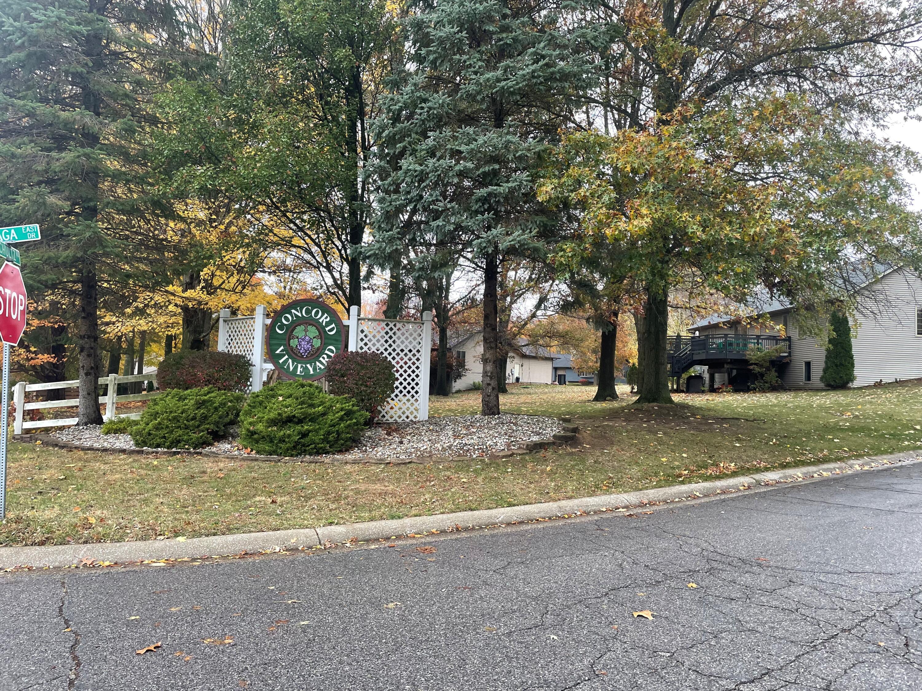 Lot 5 N Malaga Dr W Property Photo 1