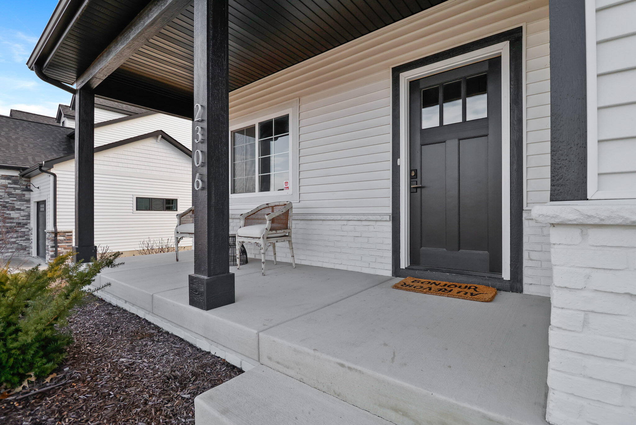2306 Mary Lane Property Photo 1