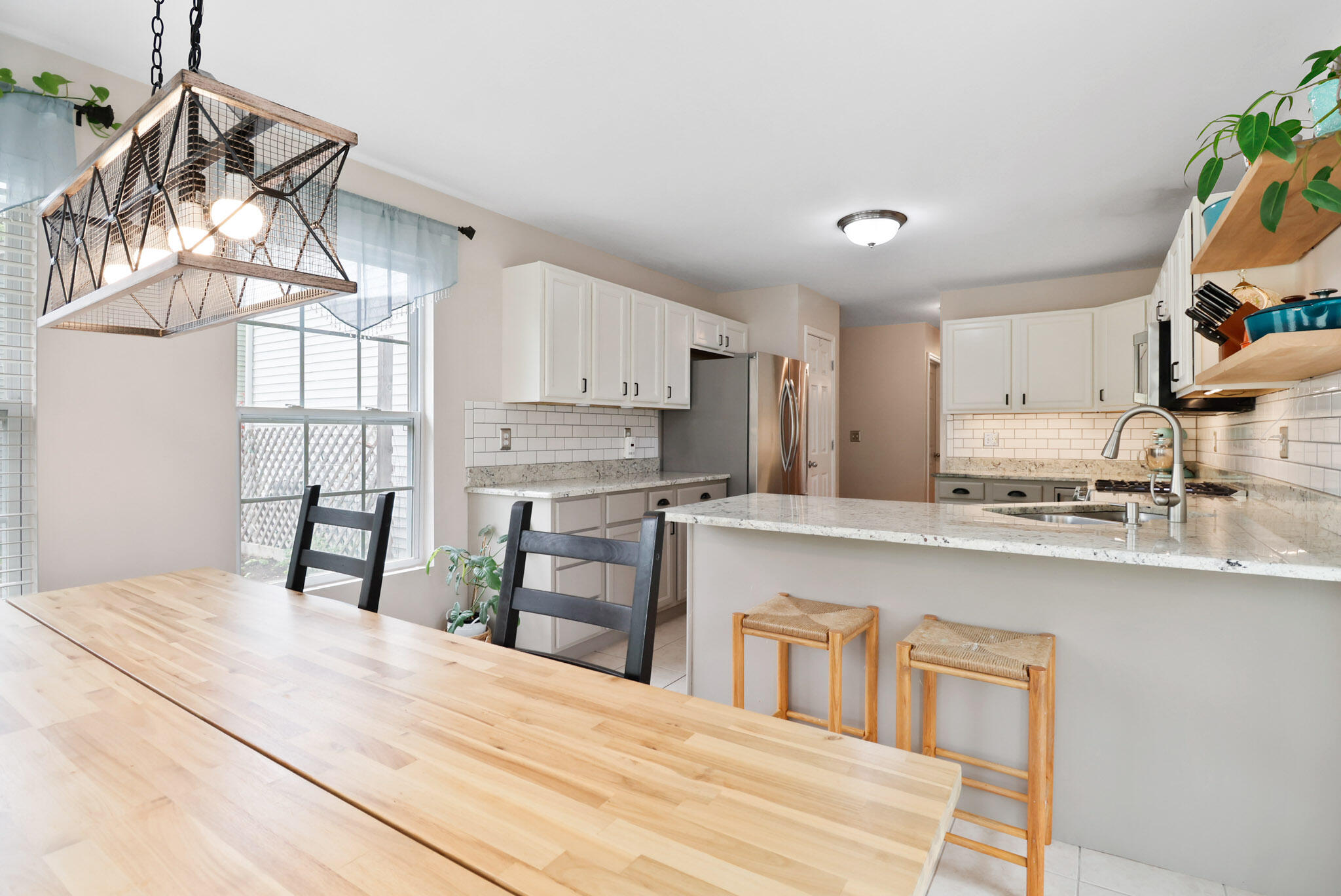 81 Hawick Drive Property Photo 9