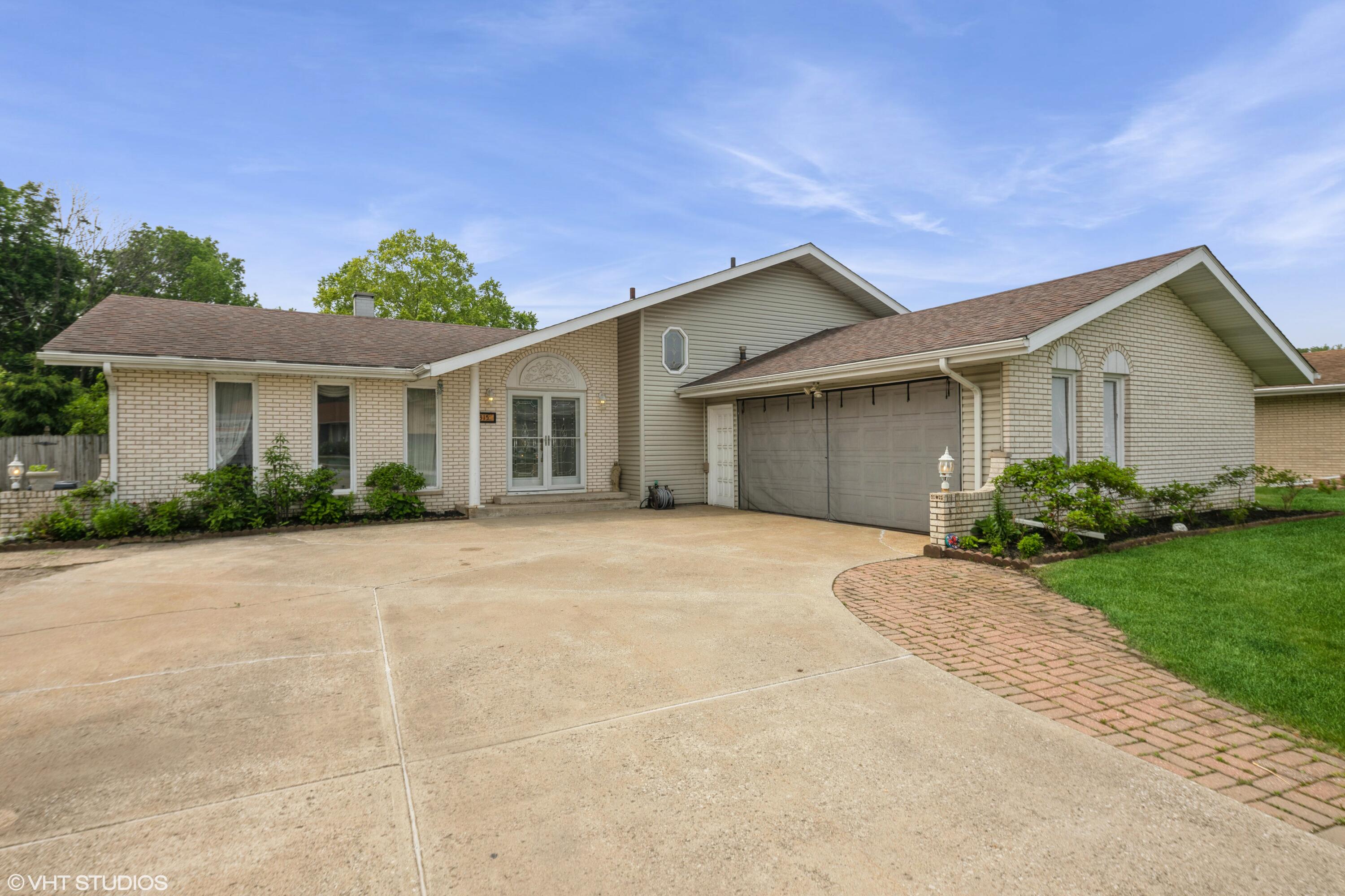 315 Maid Marion Drive Property Photo 1