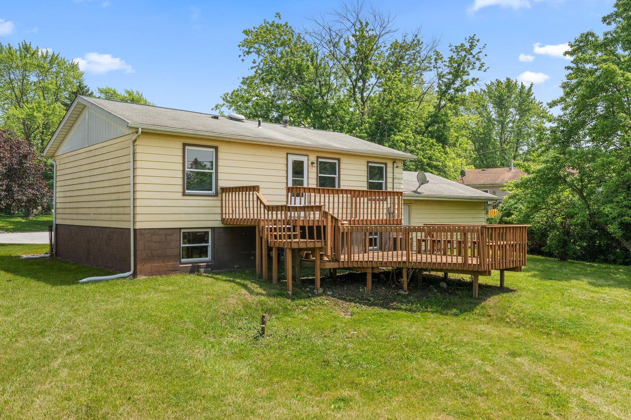 7318 Marshall Place Property Photo 1