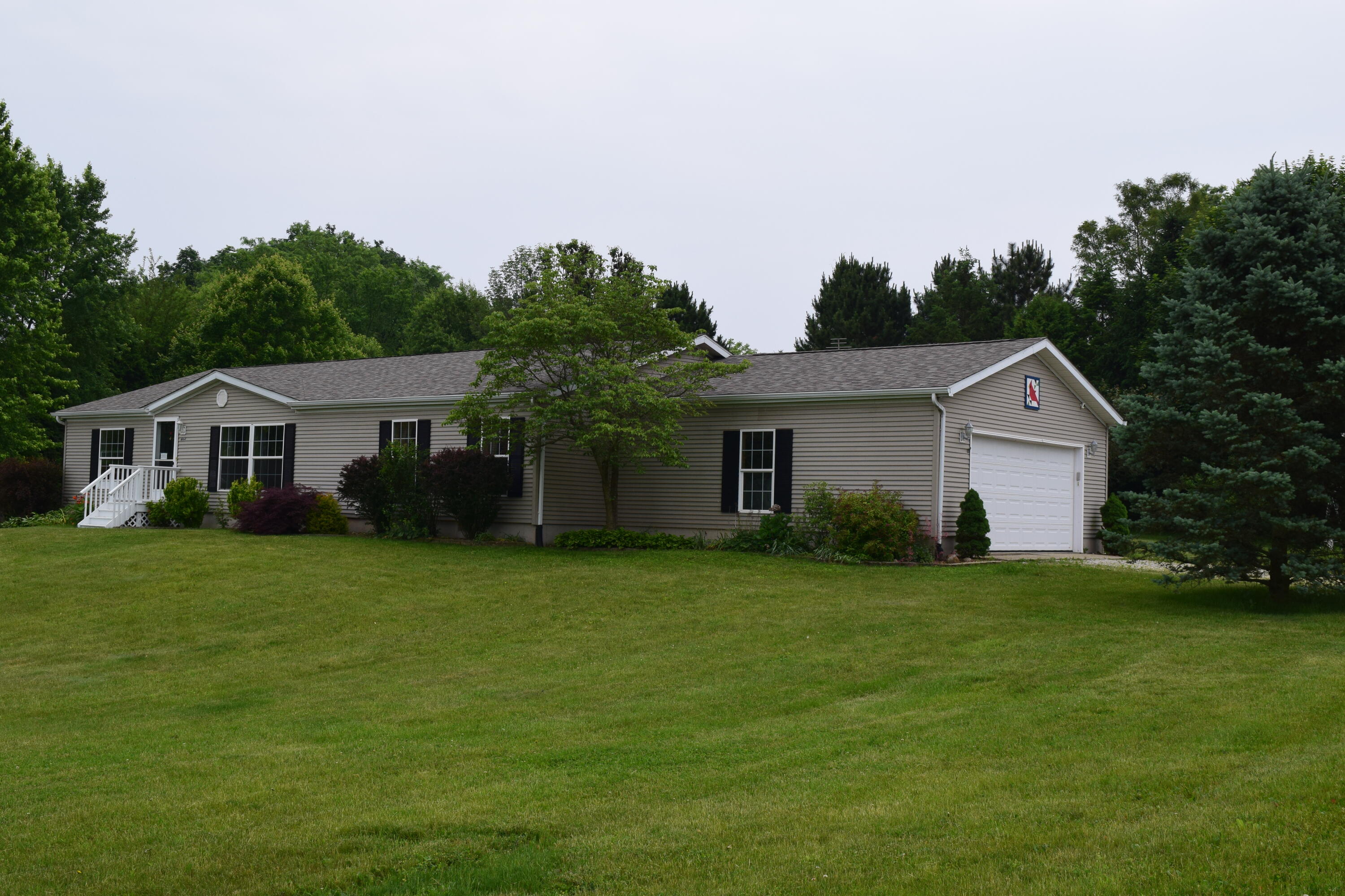 444 E 600 Property Photo 1