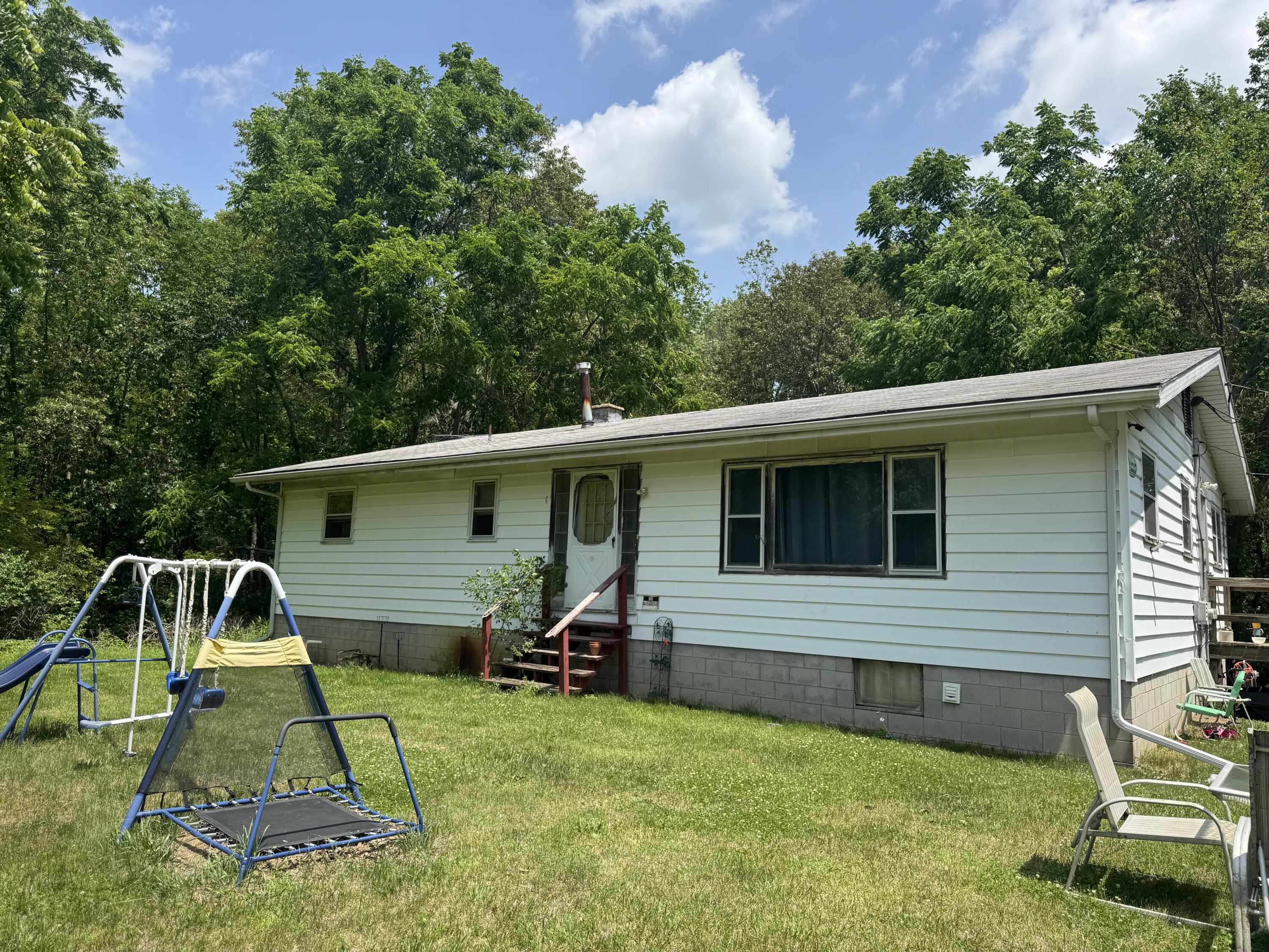 11294 N 200 Property Photo 1