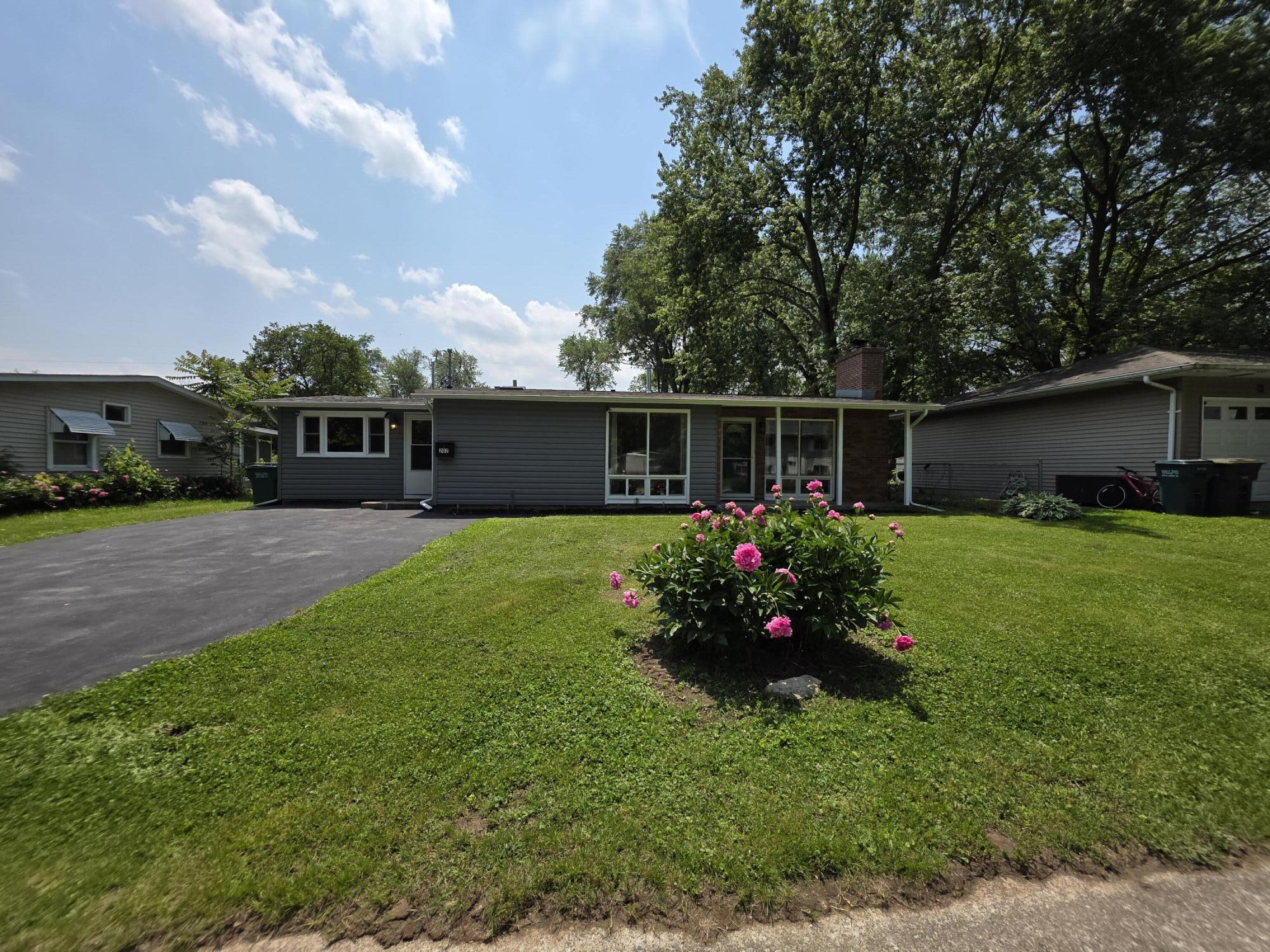 202 Randle Street Property Photo 1