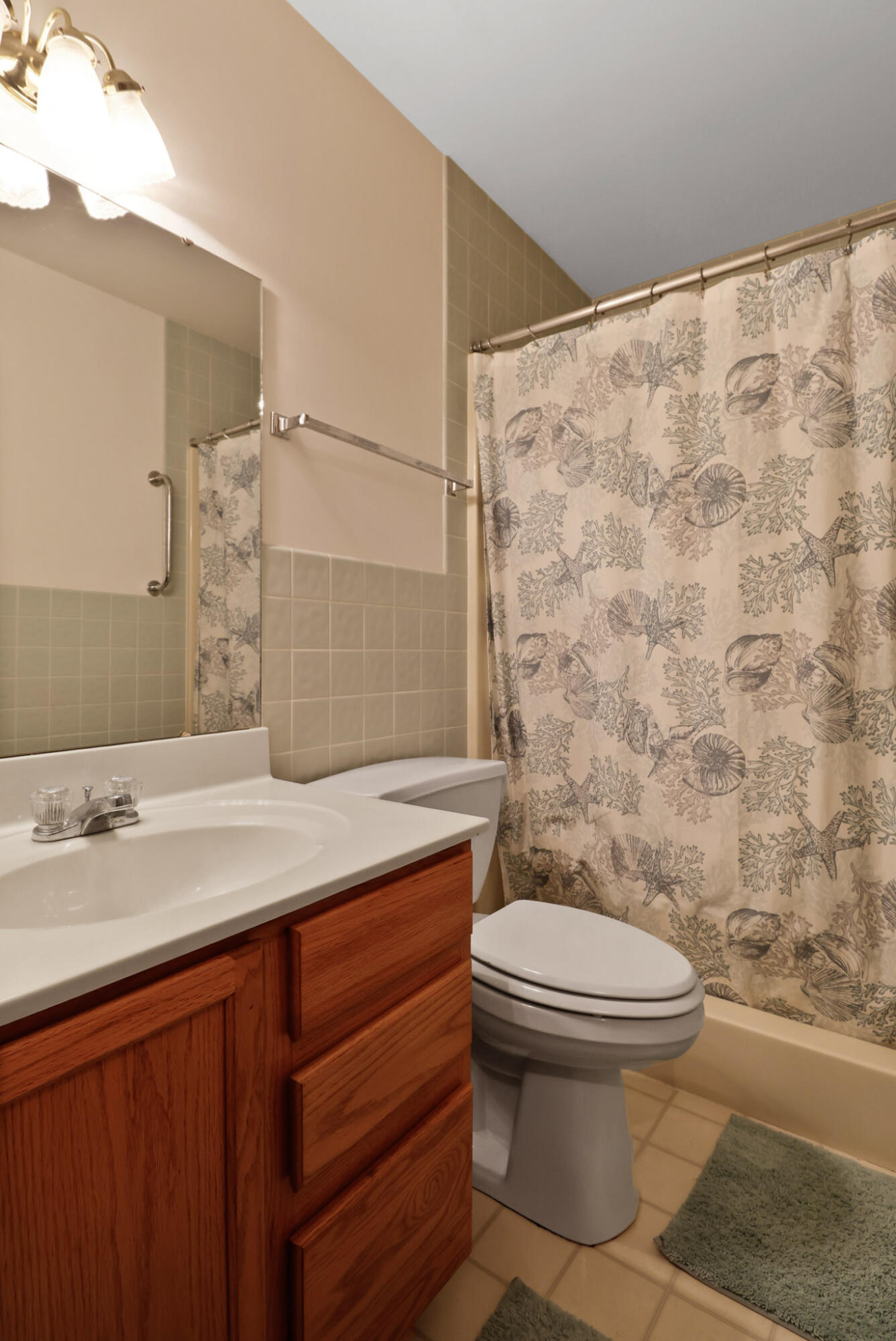 856 Edgewood Glen Drive Property Photo 13