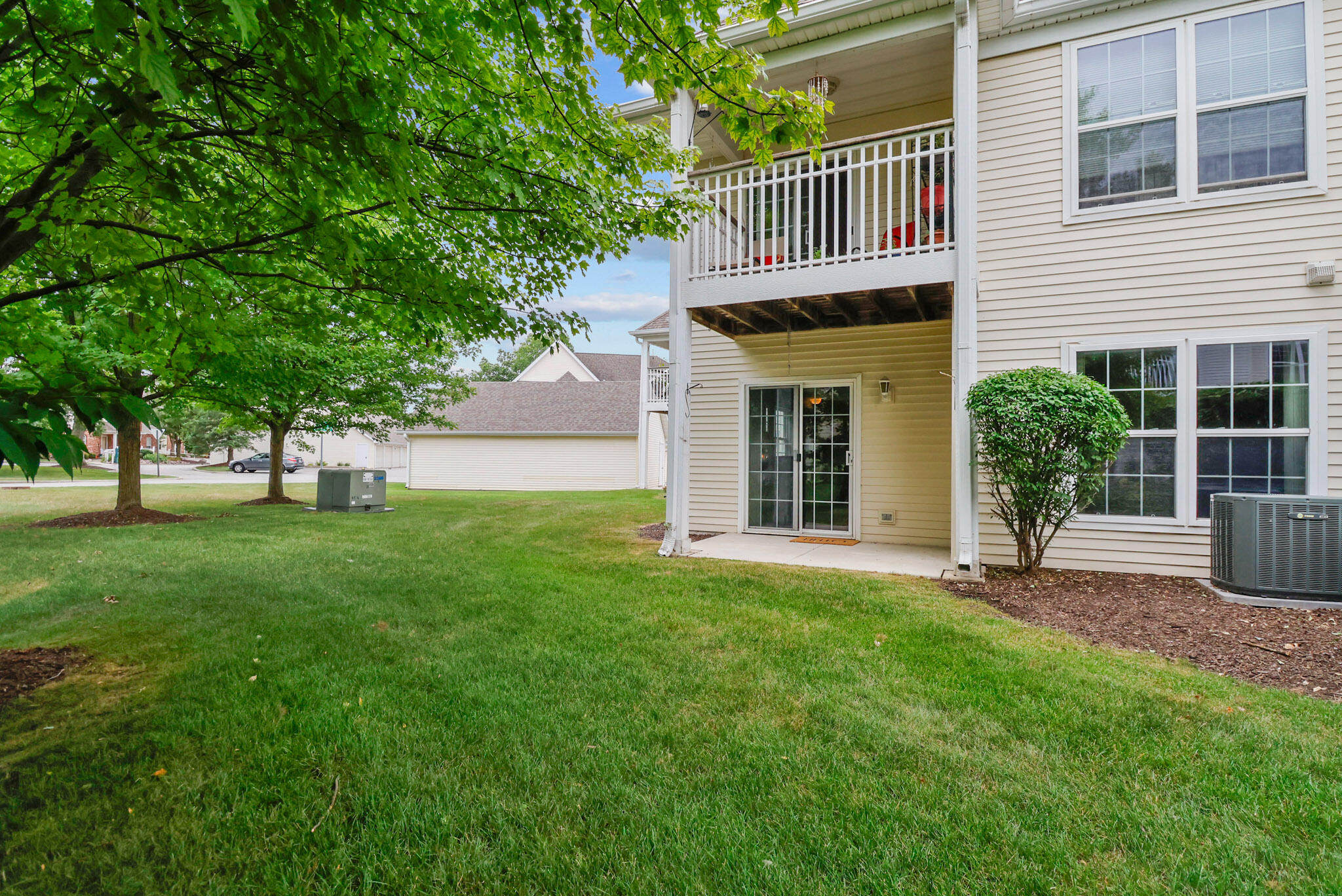 856 Edgewood Glen Drive Property Photo 20
