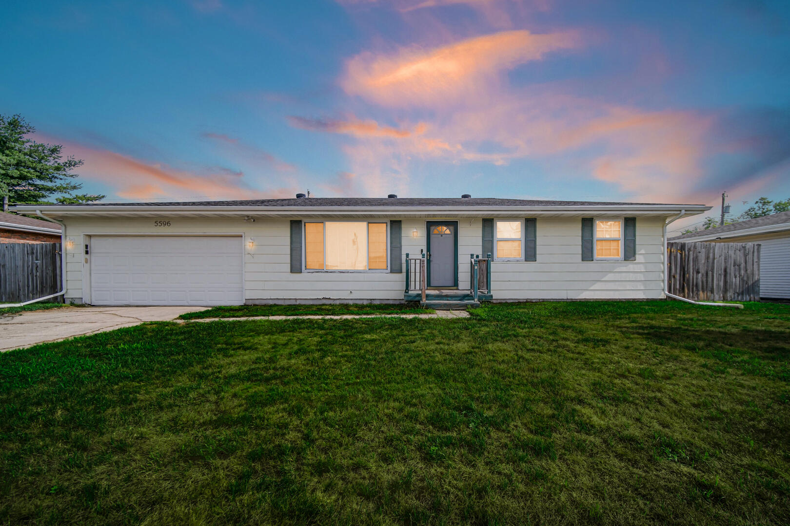 5596 Robbins Avenue Property Photo 1