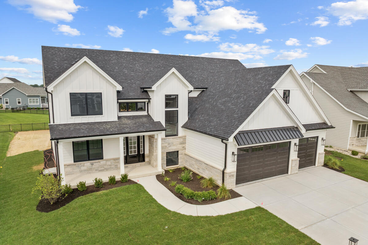 9770 Dunegrass Way Property Photo 1