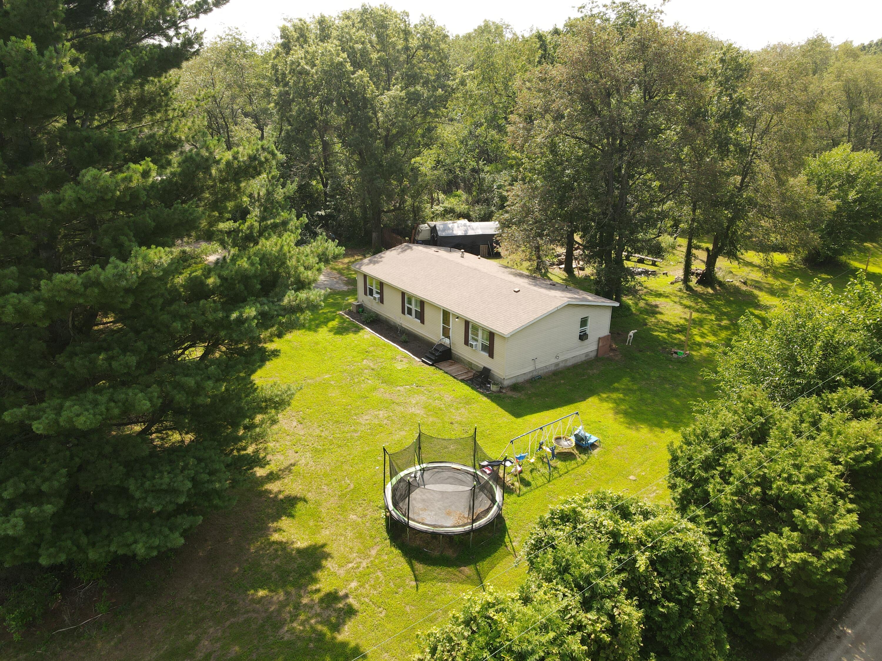 293 E 1350 Property Photo 1