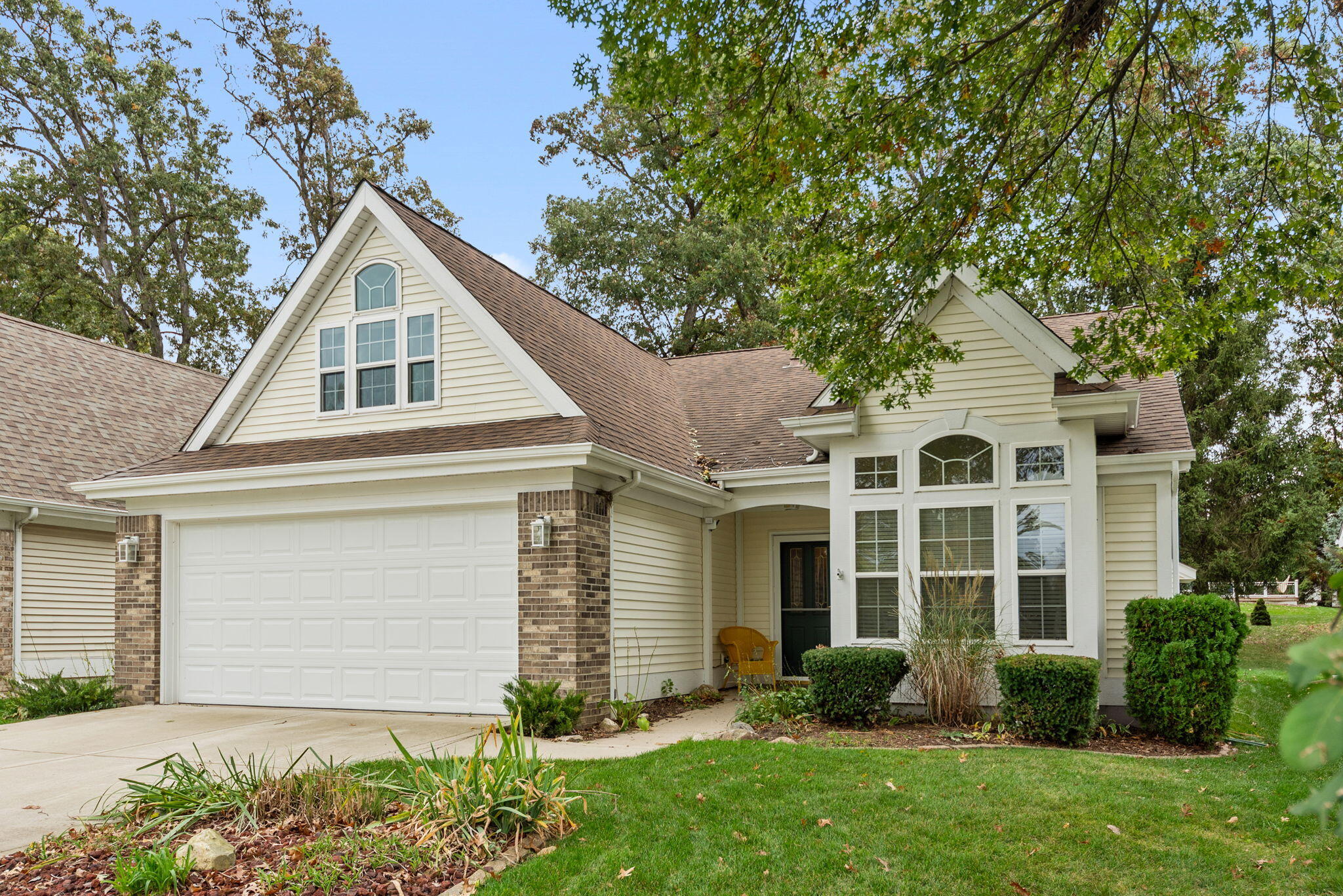 3006 Towne Commons Drive Property Photo 1