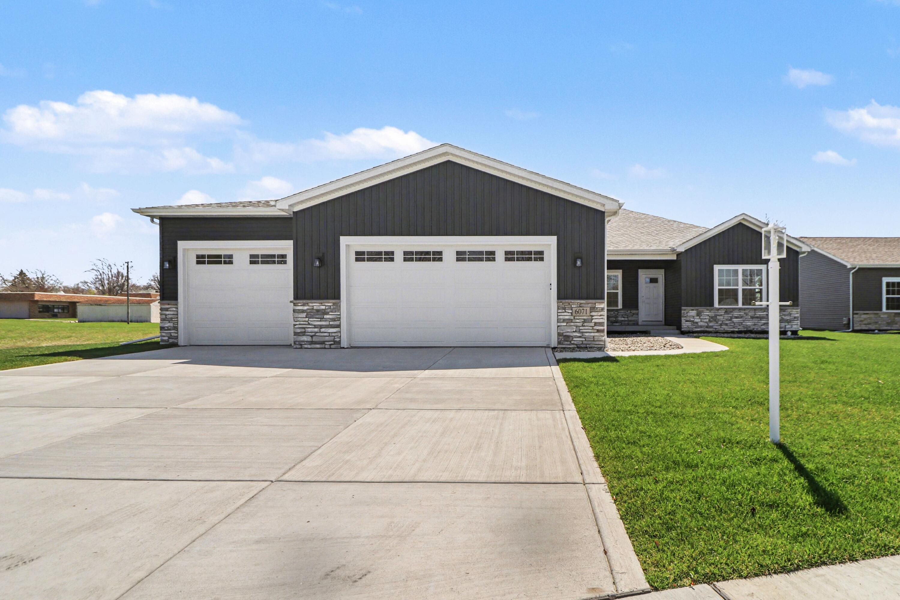 6071 Robbins Road