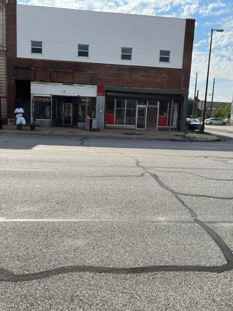 1600 Broadway Property Photo 1