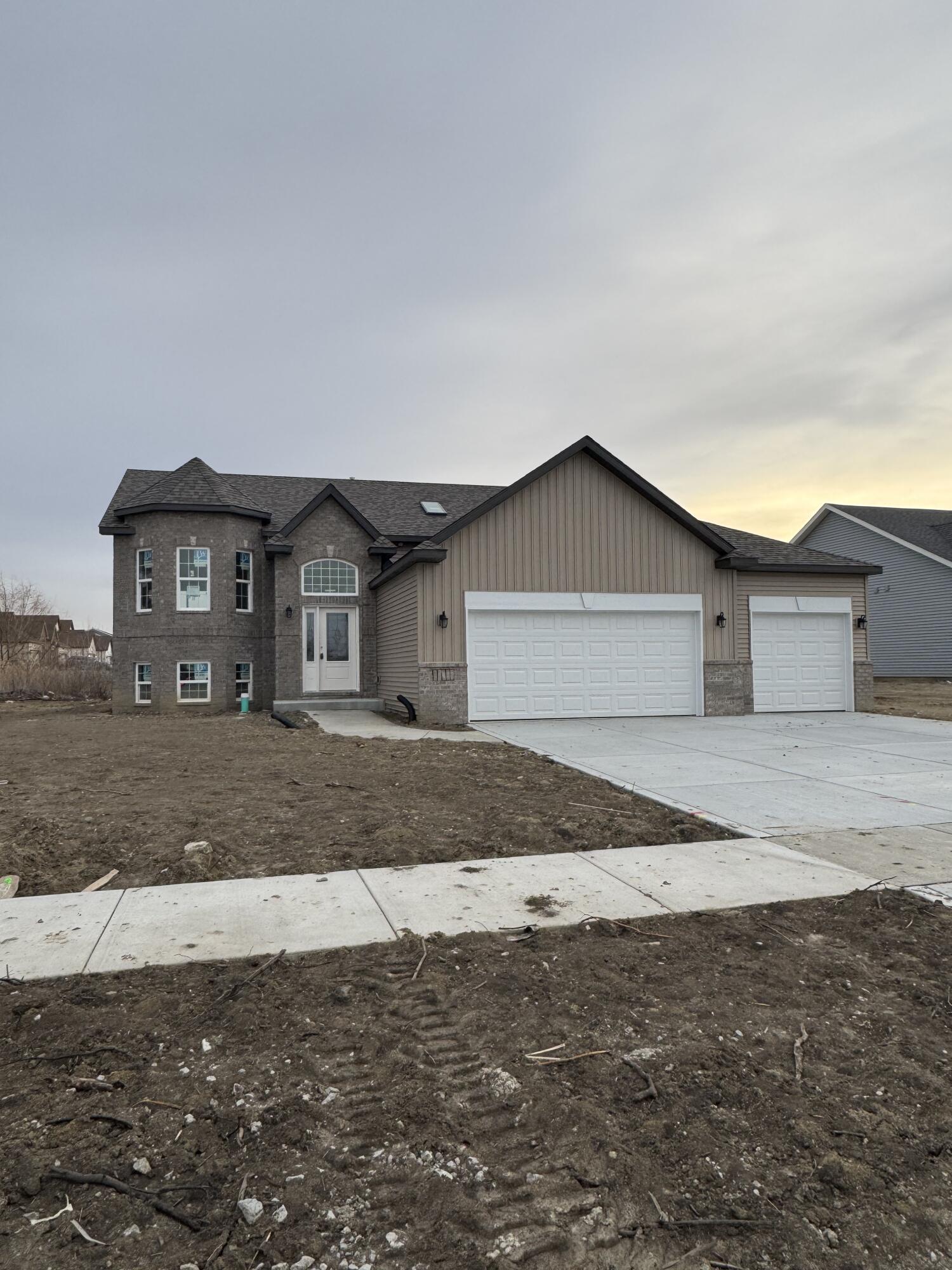 8252 Dylan Drive Property Photo 1