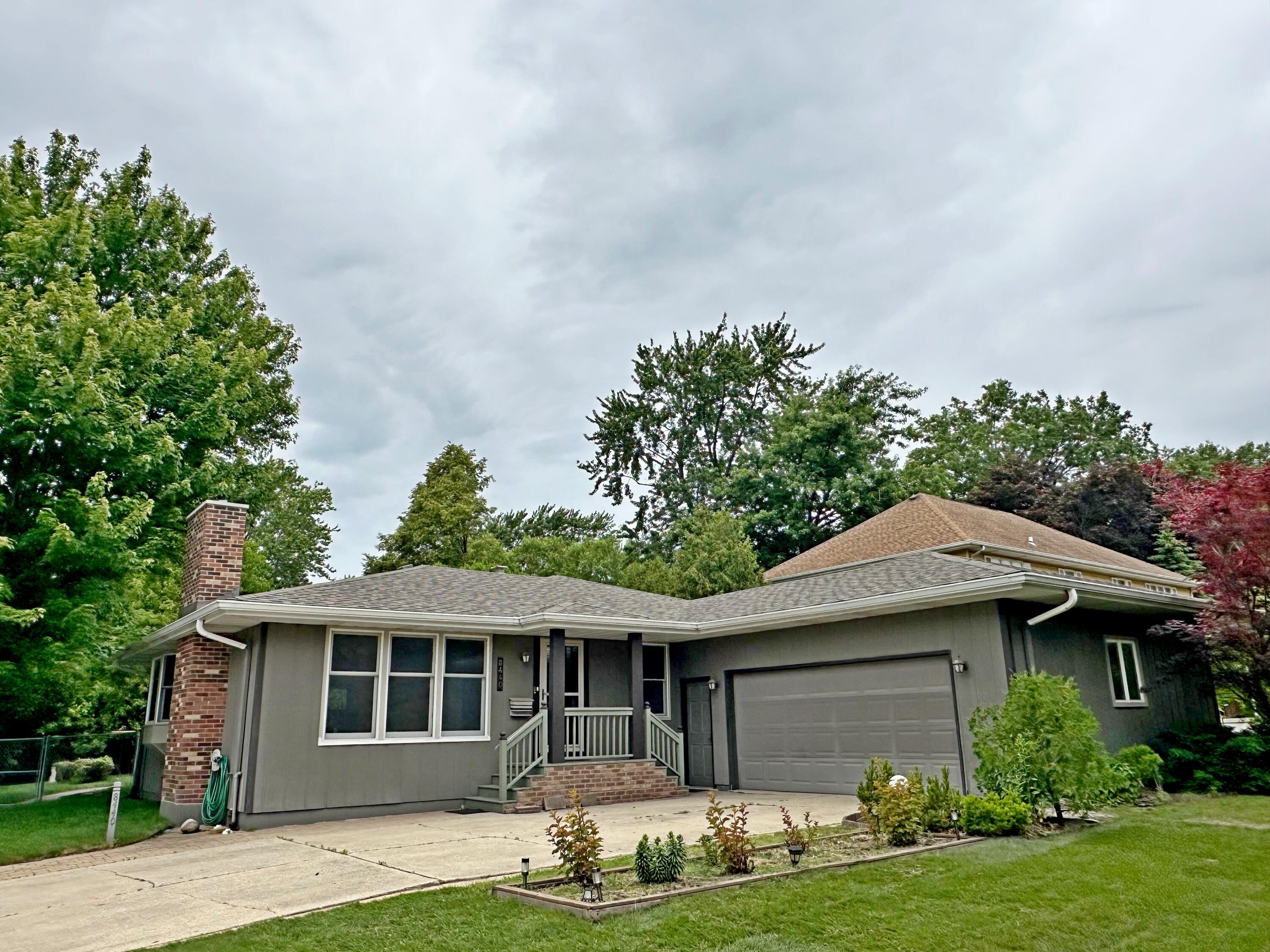 8440 Van Buren Court Property Photo 1