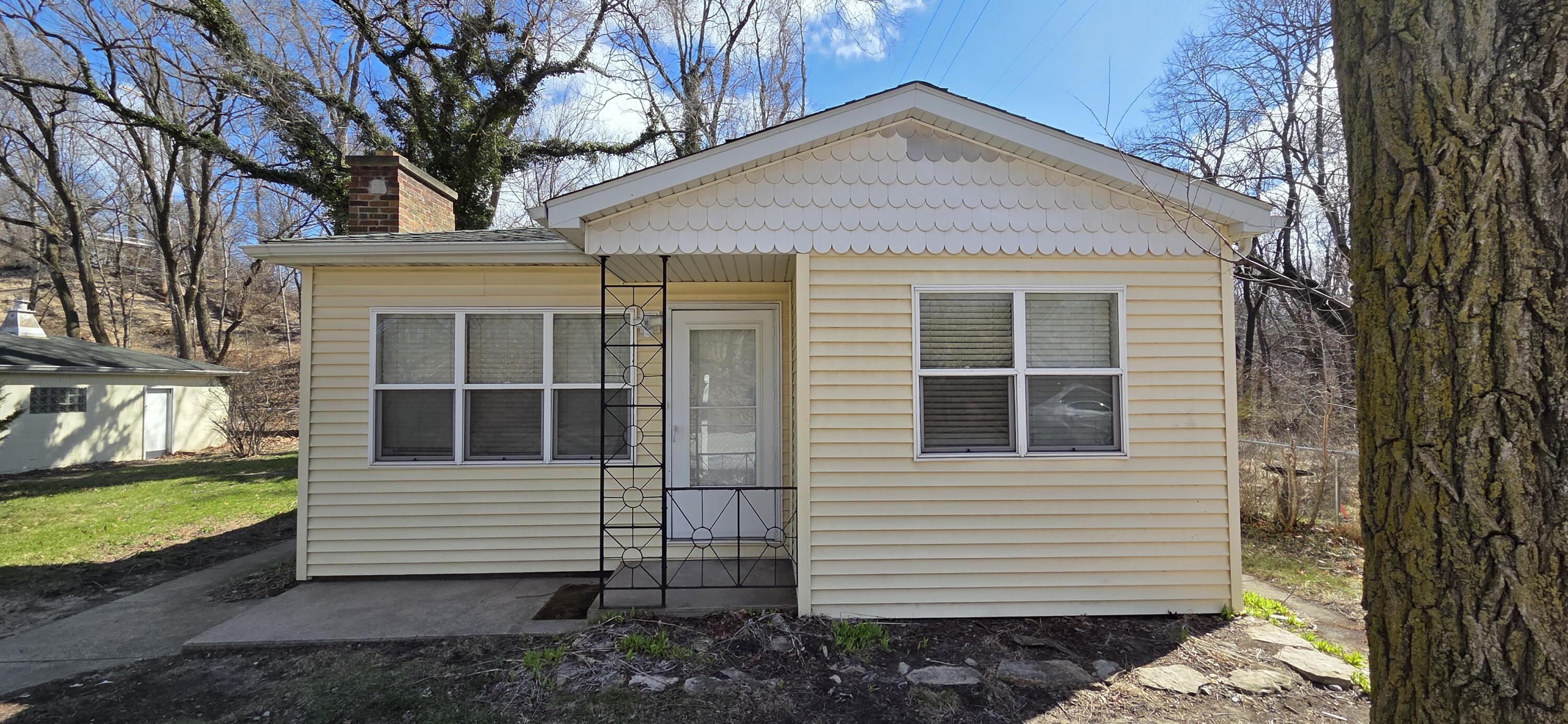 801 N Shelby Street Property Photo 1