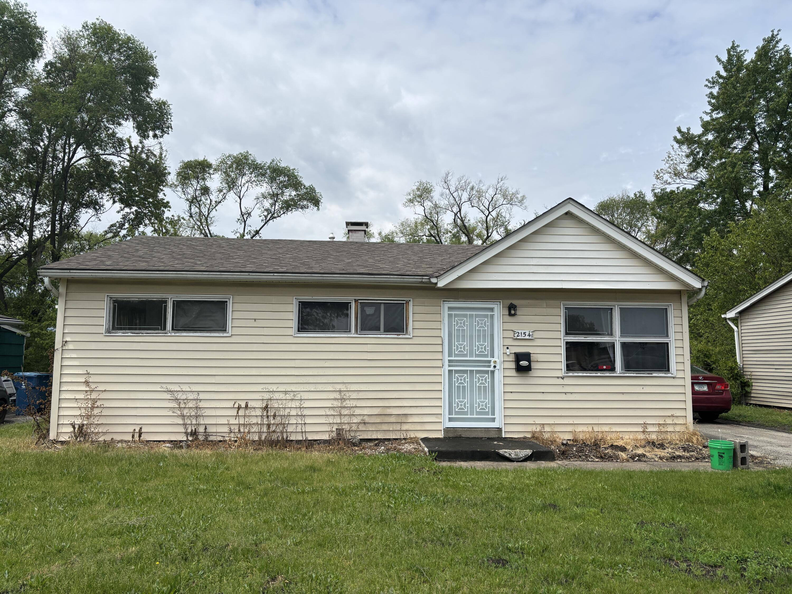 2154 Whitcomb Street Property Photo 1