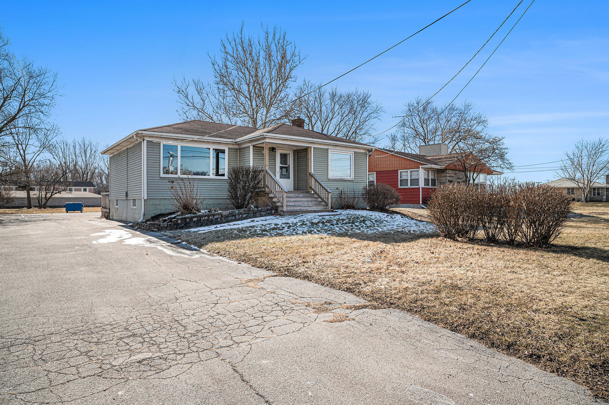 2636 45th Street Property Photo 1