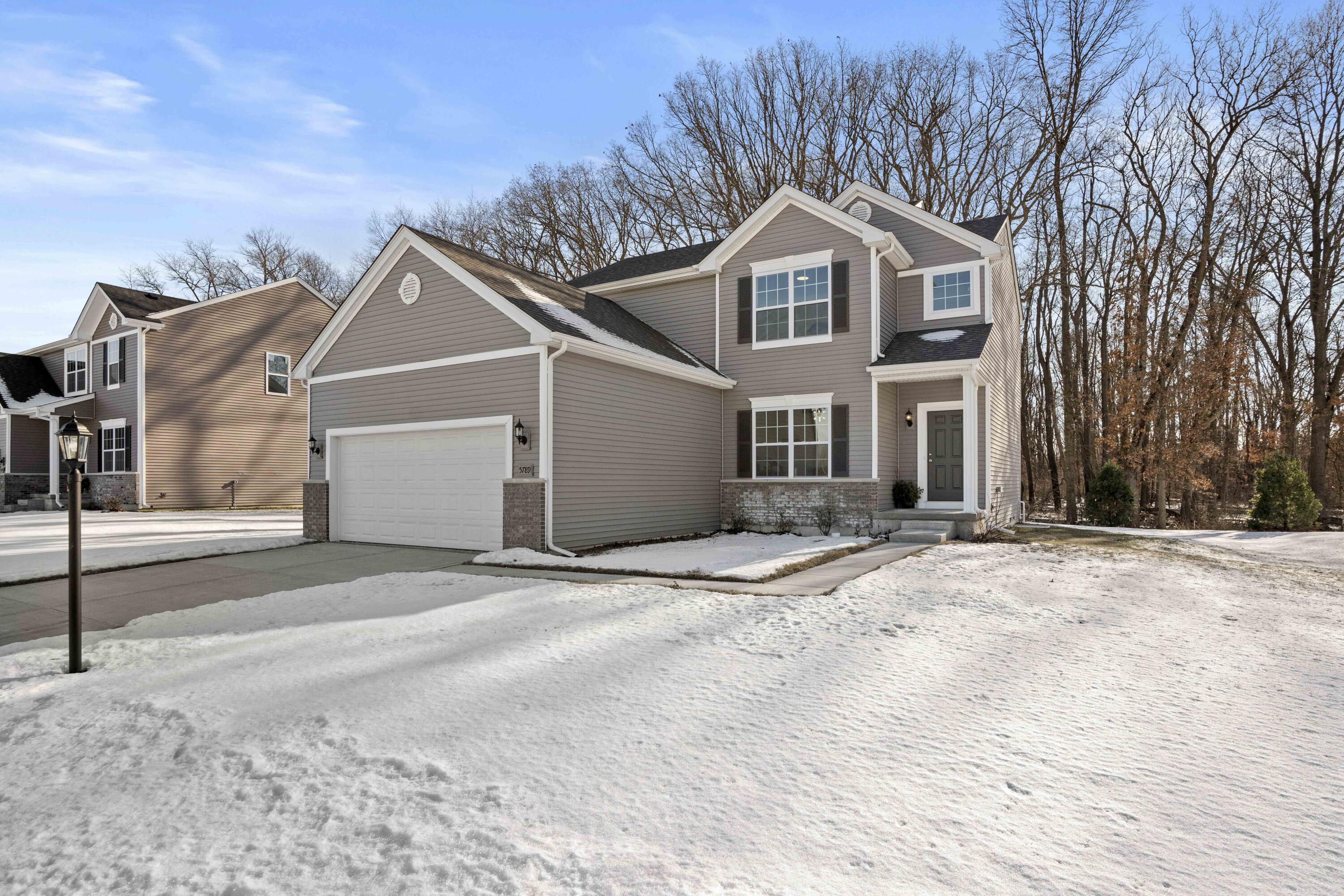 3073 Fawn Lane