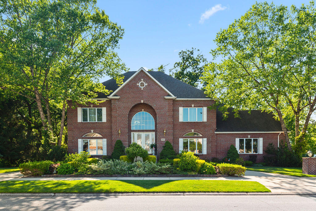 7412 Forest Ridge Drive Property Photo 1