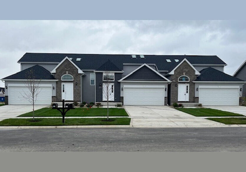 3029 W 82nd Place Property Photo 1