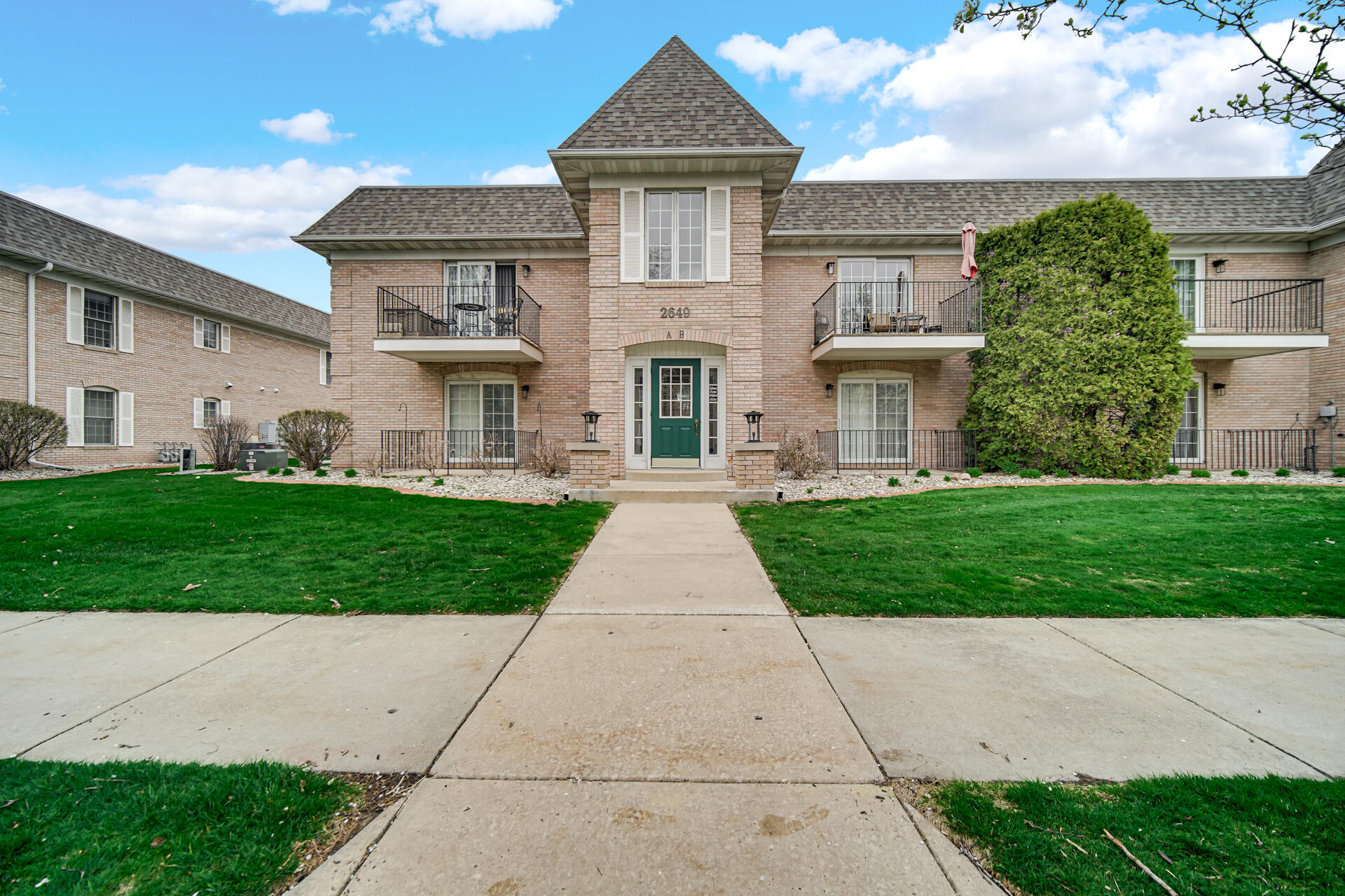 2649 Georgetowne B2 Property Photo 1