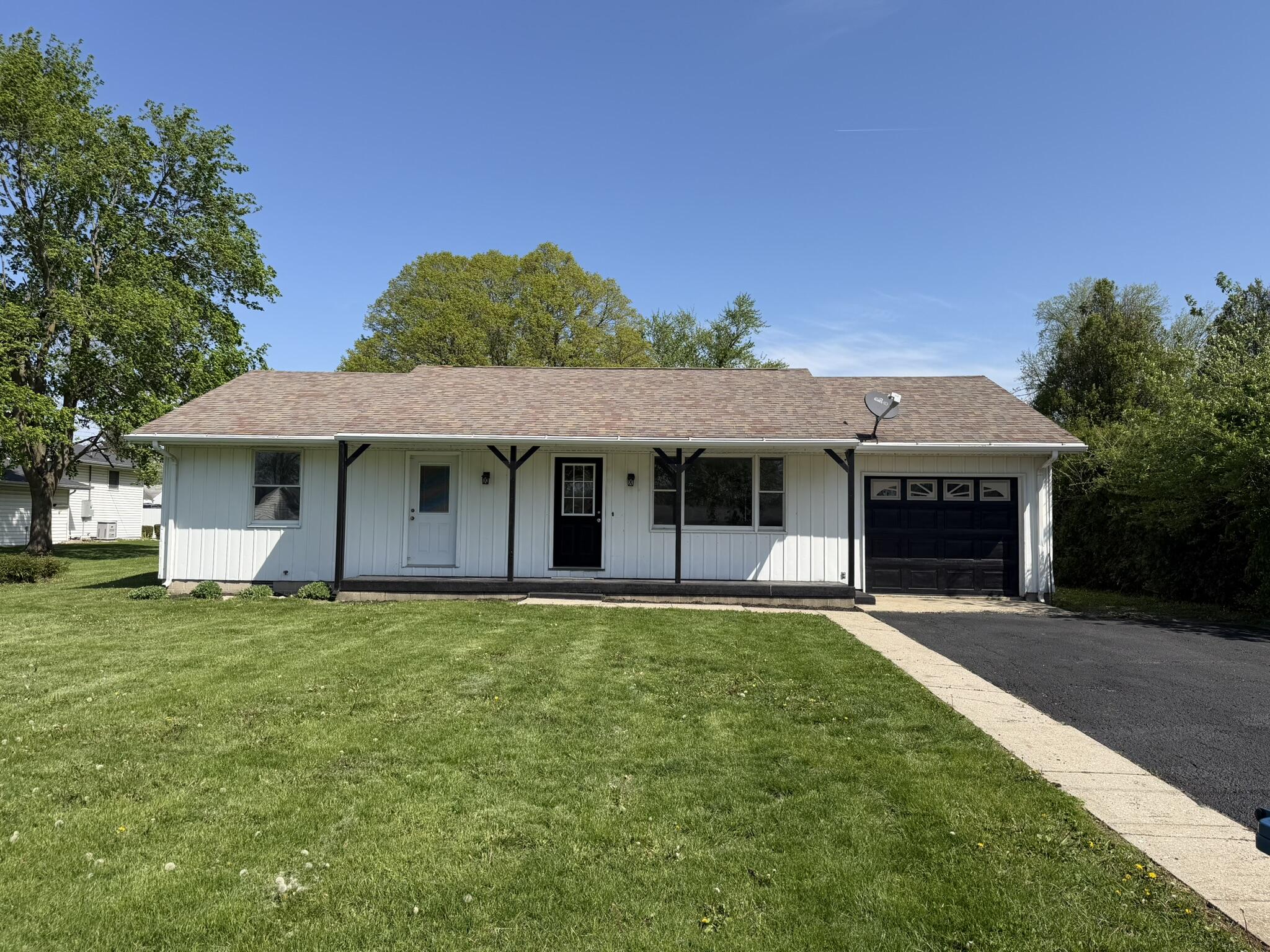 204 E Broadway Street