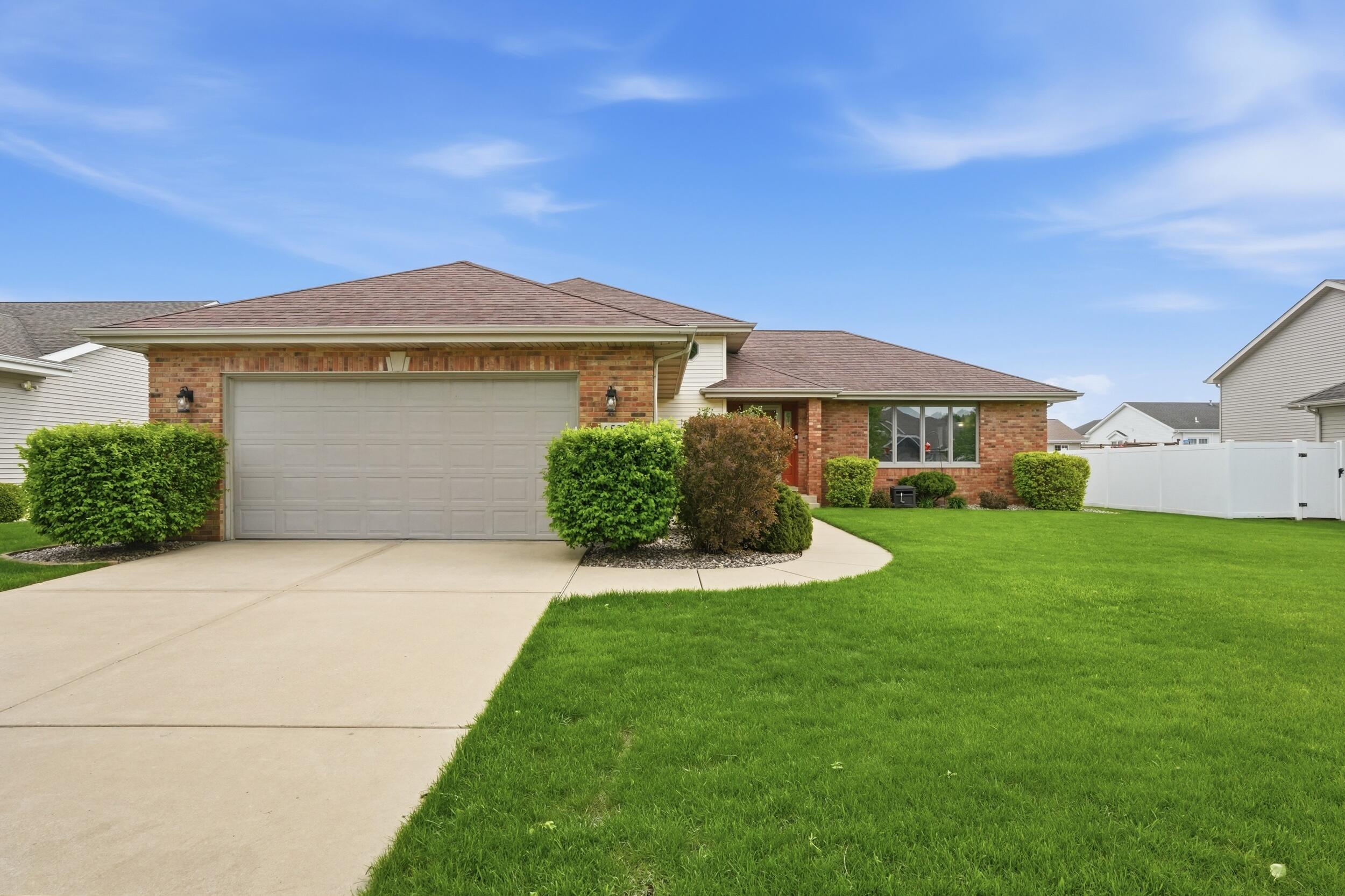 6587 Arrowhead Drive Property Photo 1