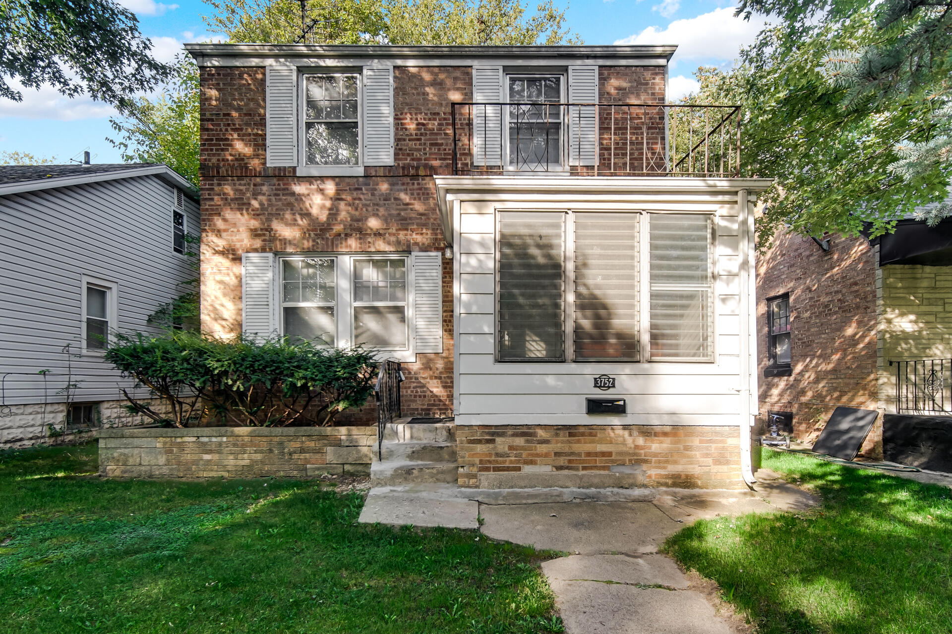 3752 Tyler Street