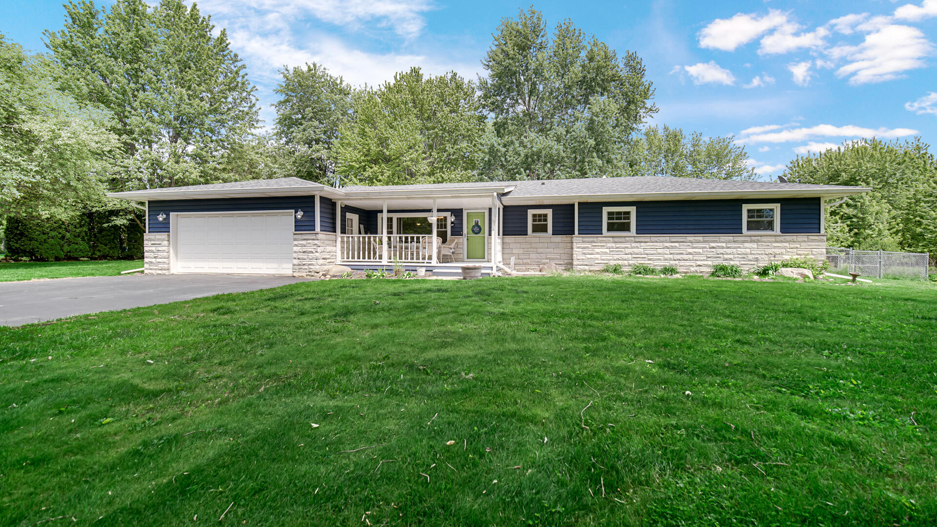 6717 N State Road 49