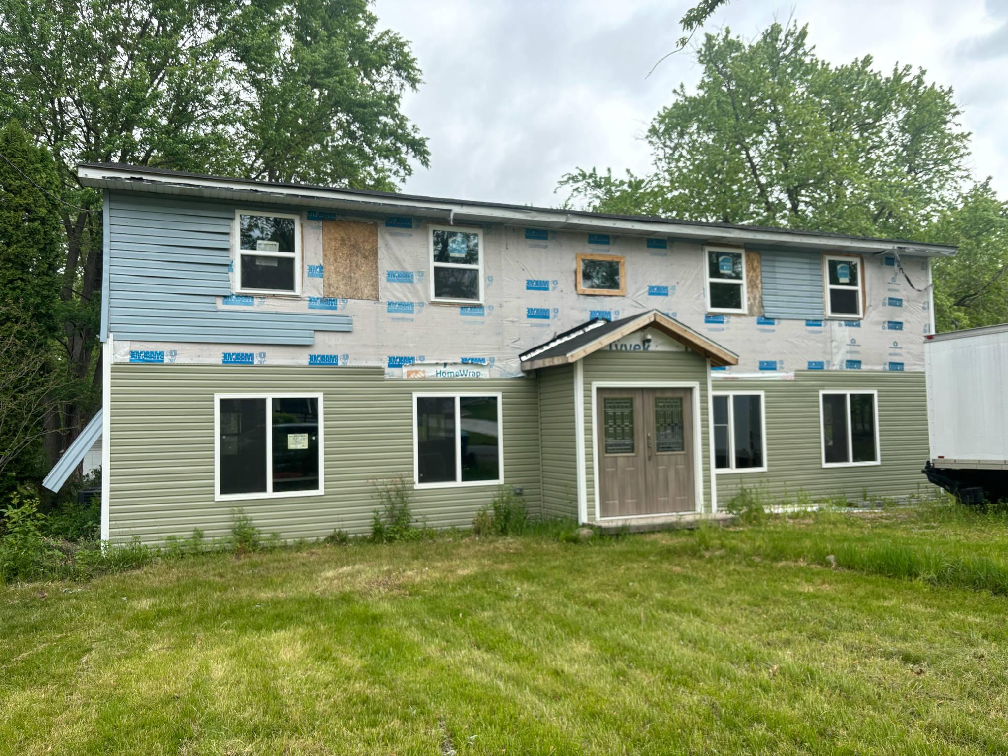 7316 W 140th Place