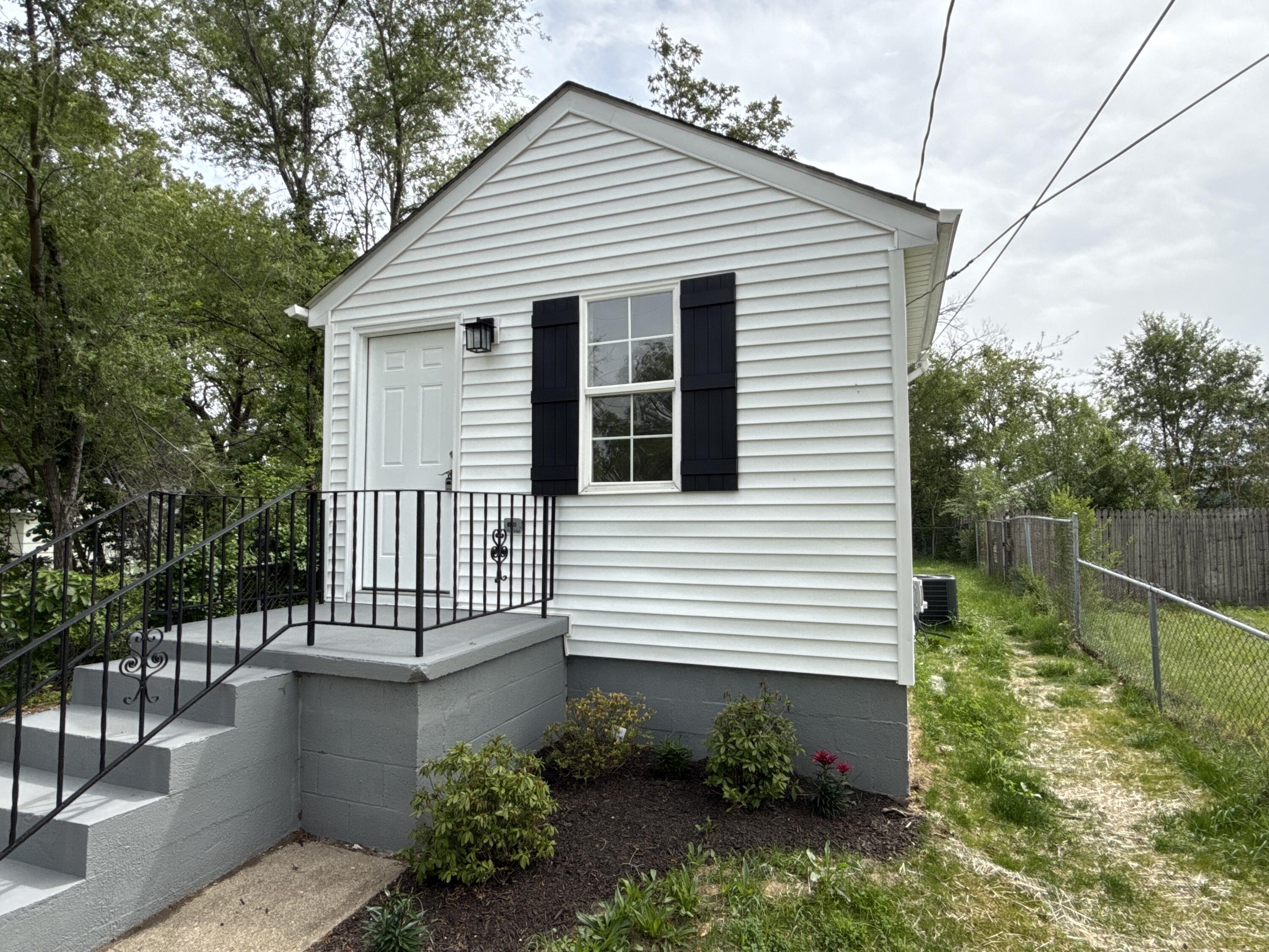 3655 Oregon Street Property Photo 1