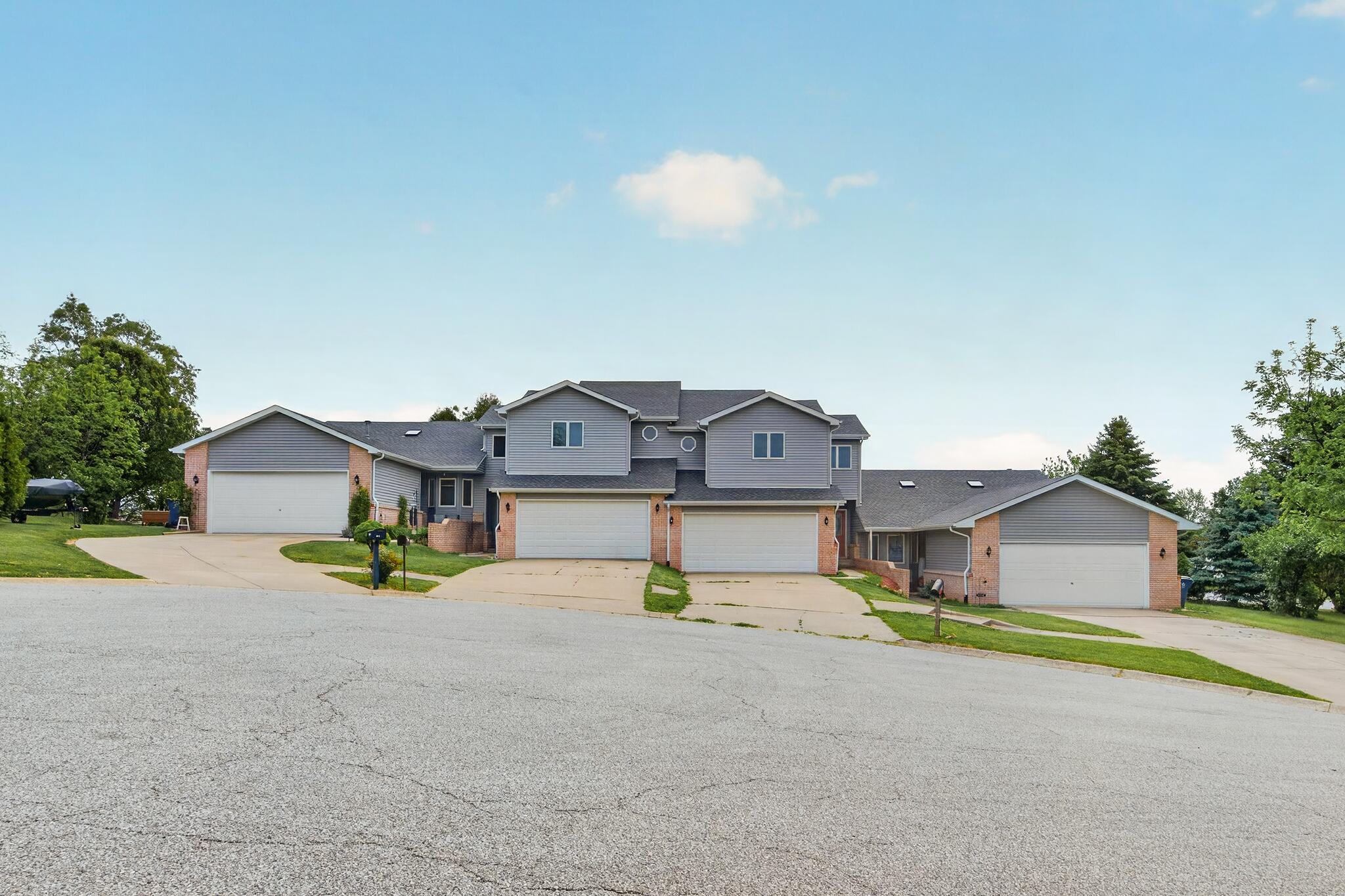 401 Dogwood Court Property Photo 1