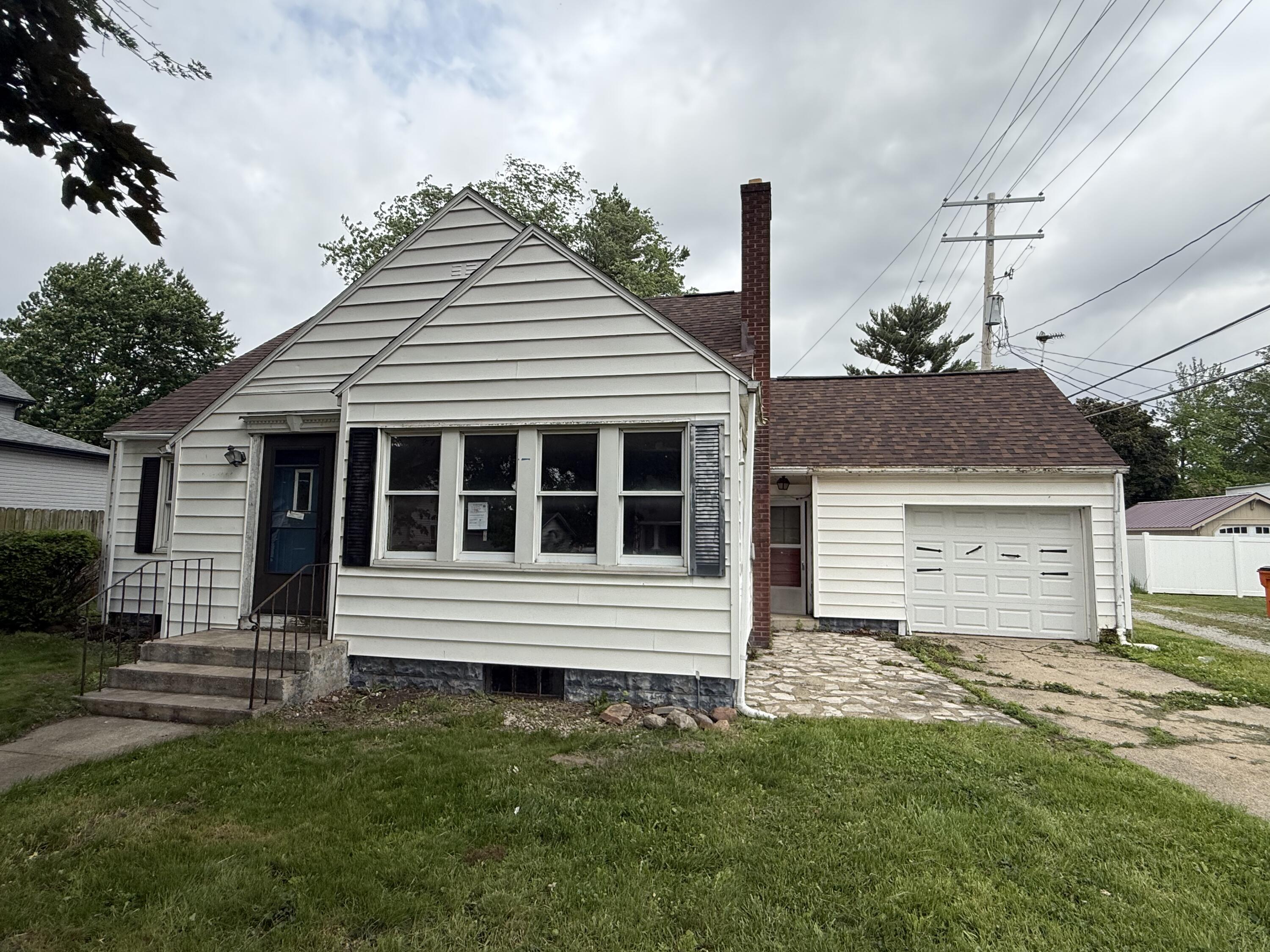 118 W Spring Street Property Photo 1