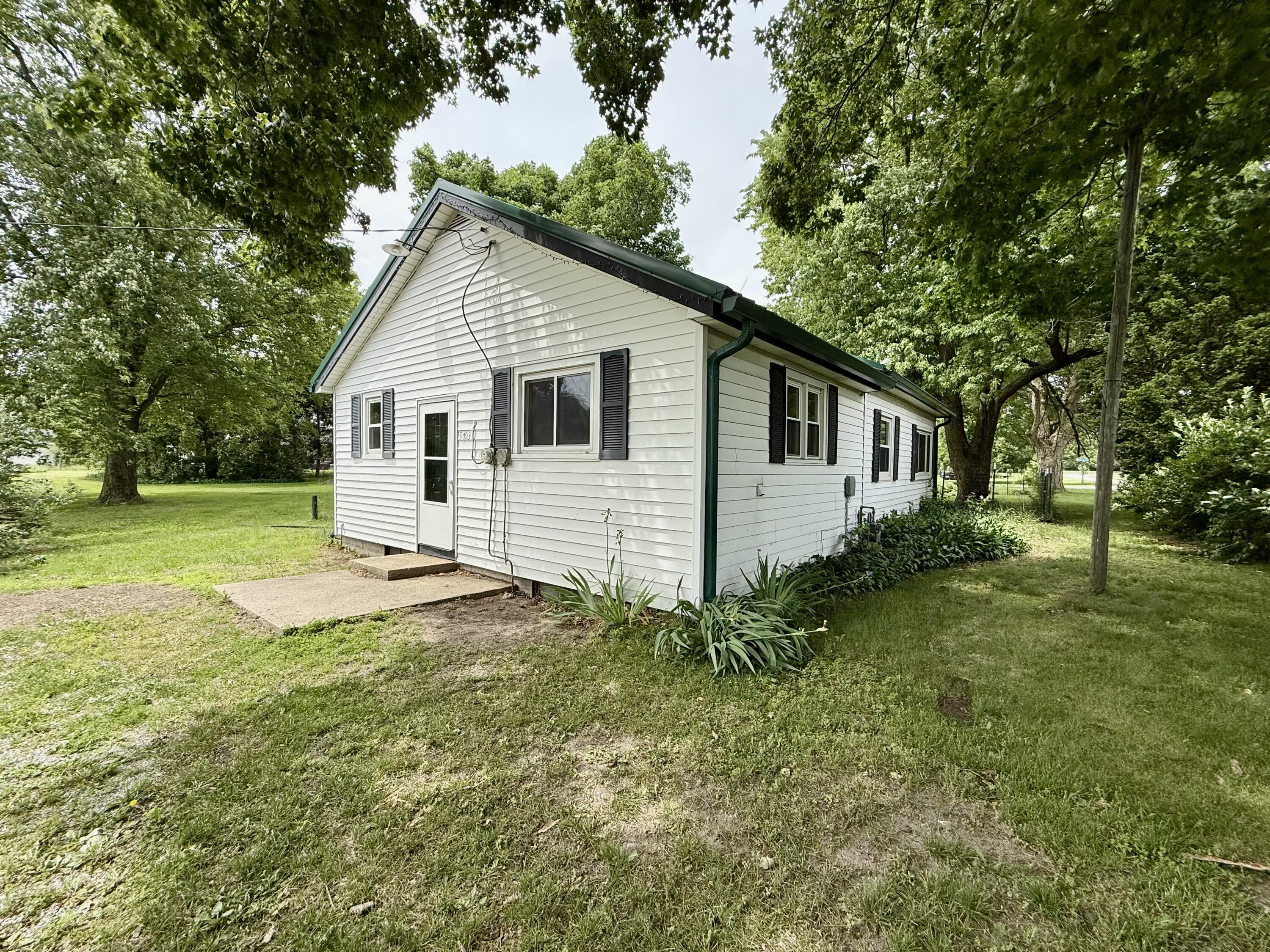 3703 E Main Street Property Photo 1