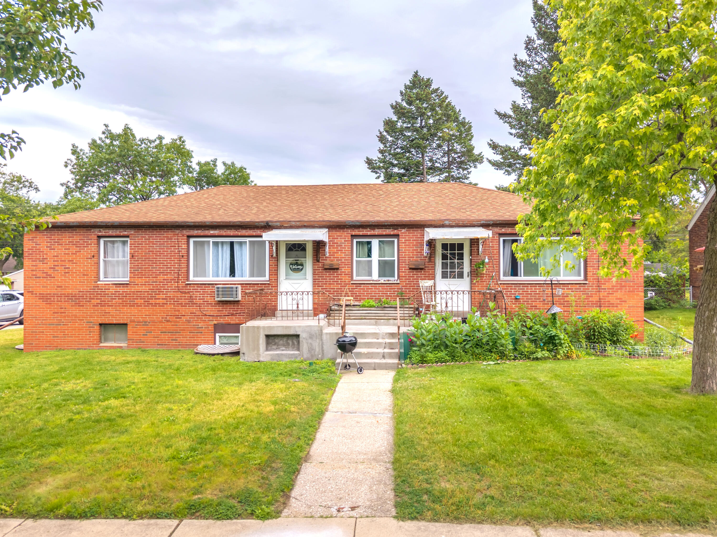 6803 Schneider Avenue Property Photo 1
