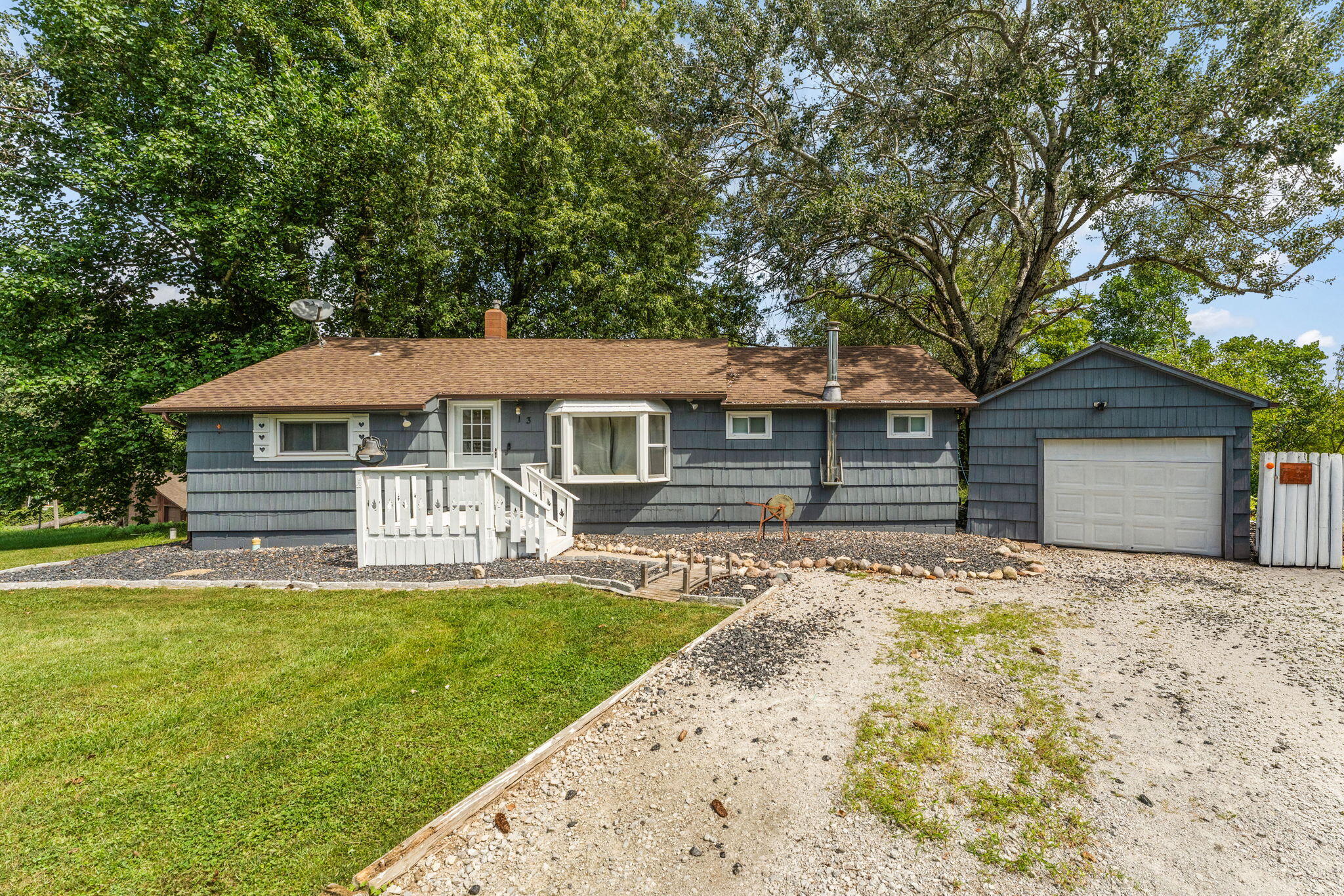 13 S Beulah Vista Drive Property Photo 1