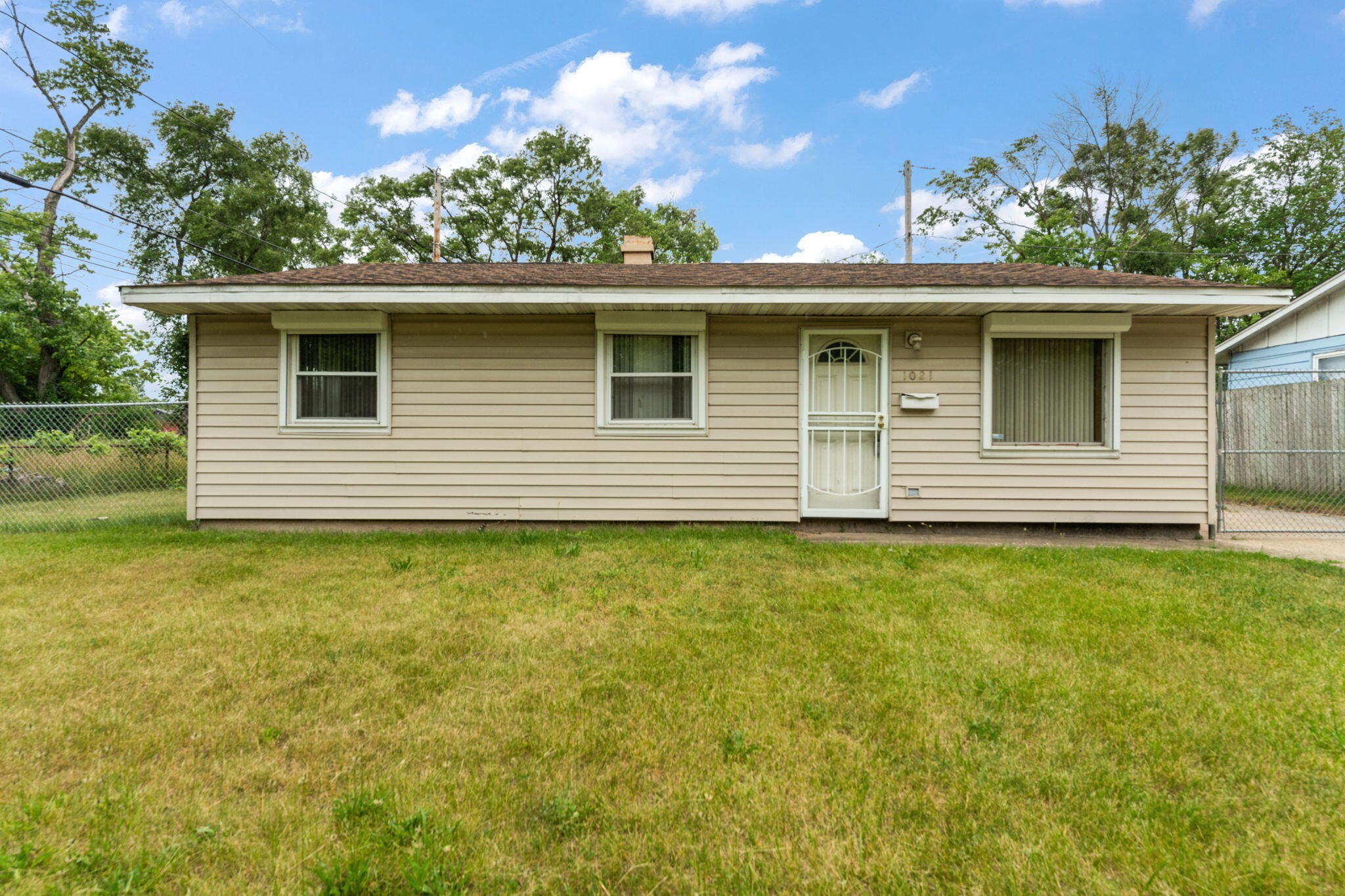 1021 Hamilton Place Property Photo 1