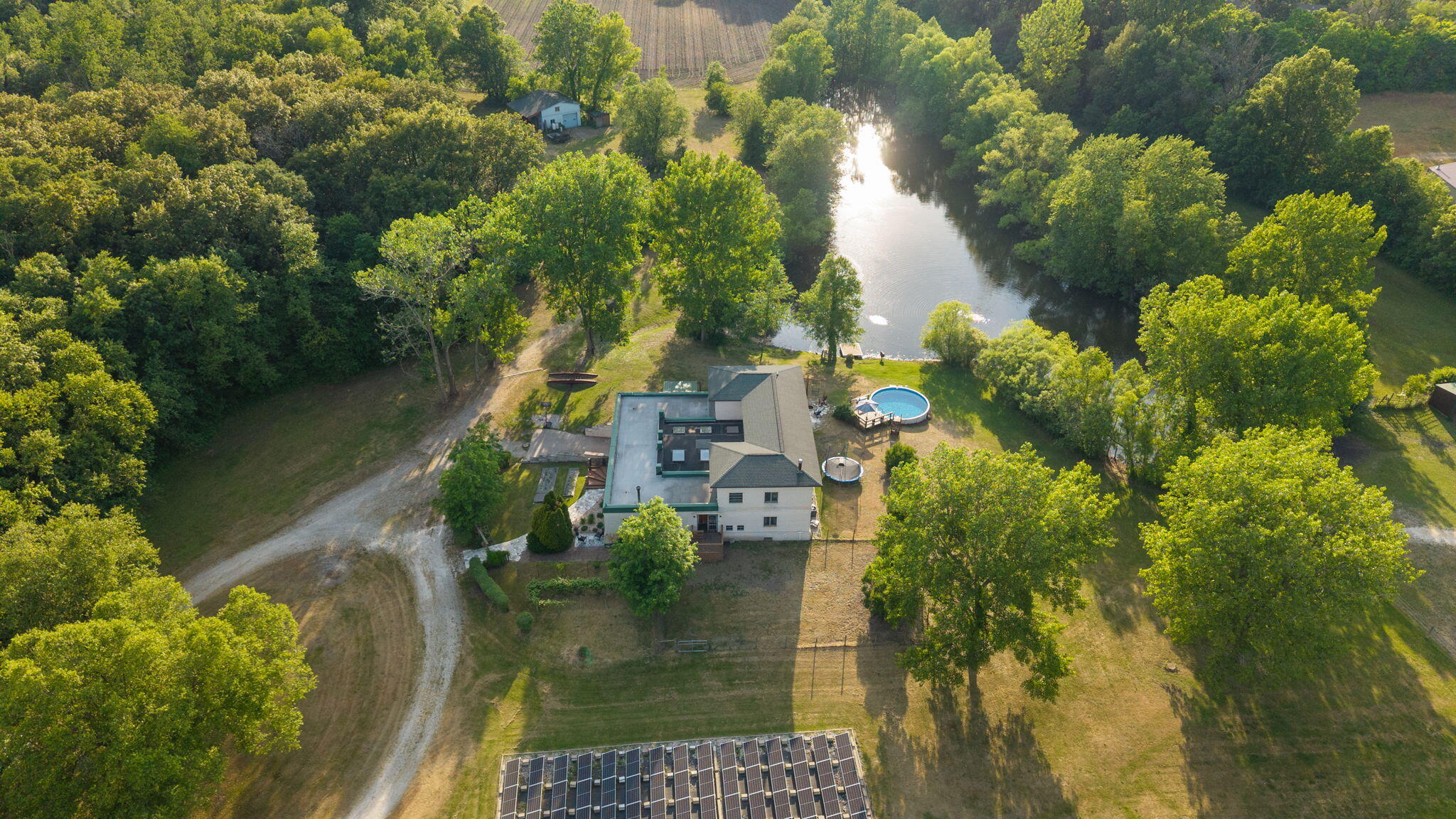 10792 N 600 Property Photo 1