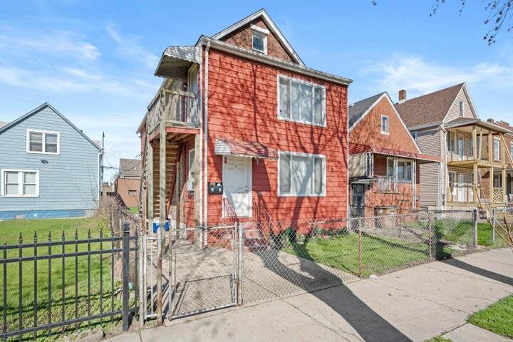 3936 Pulaski Street