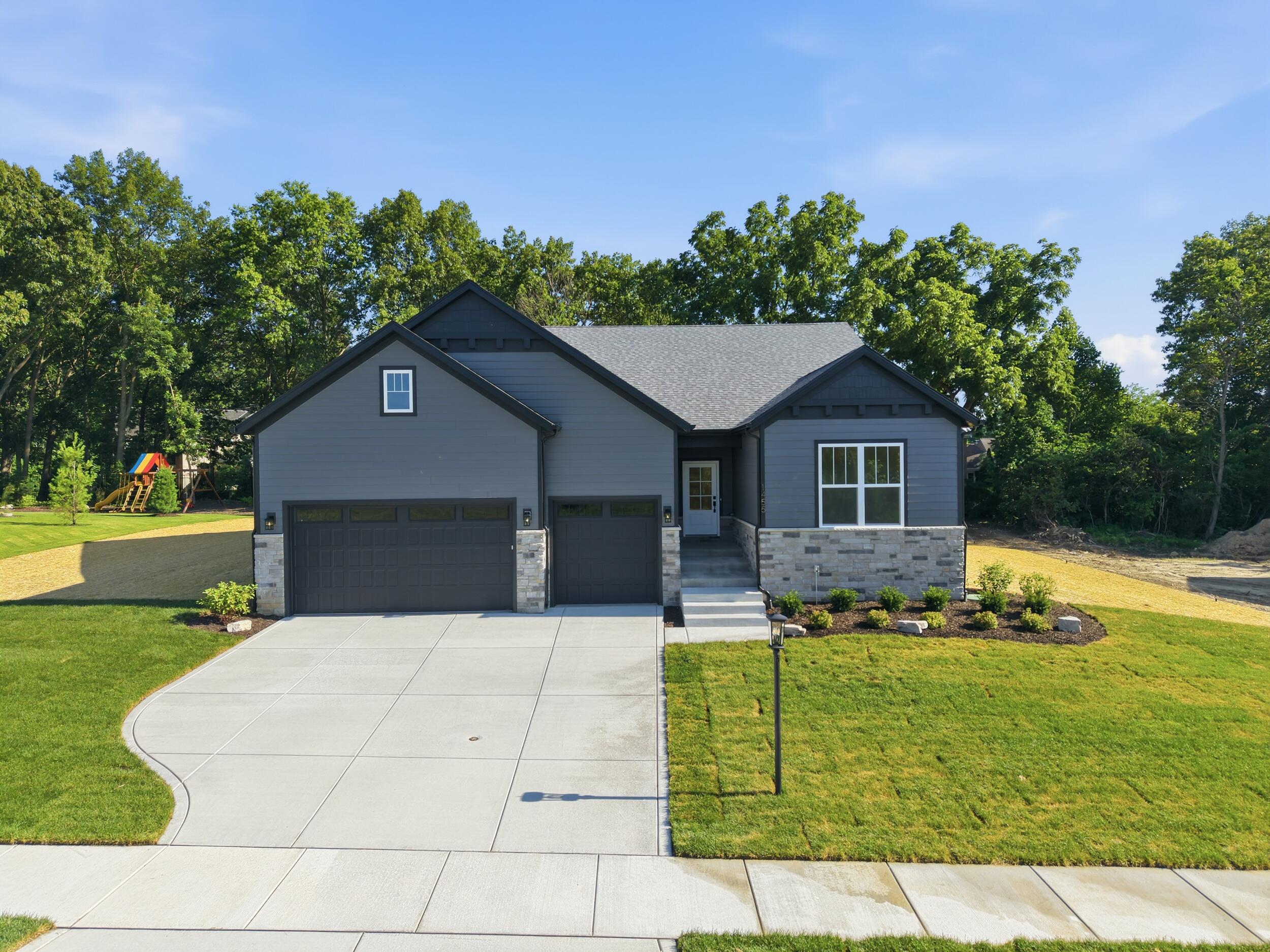 1455 Winding Brook Drive Property Photo 1