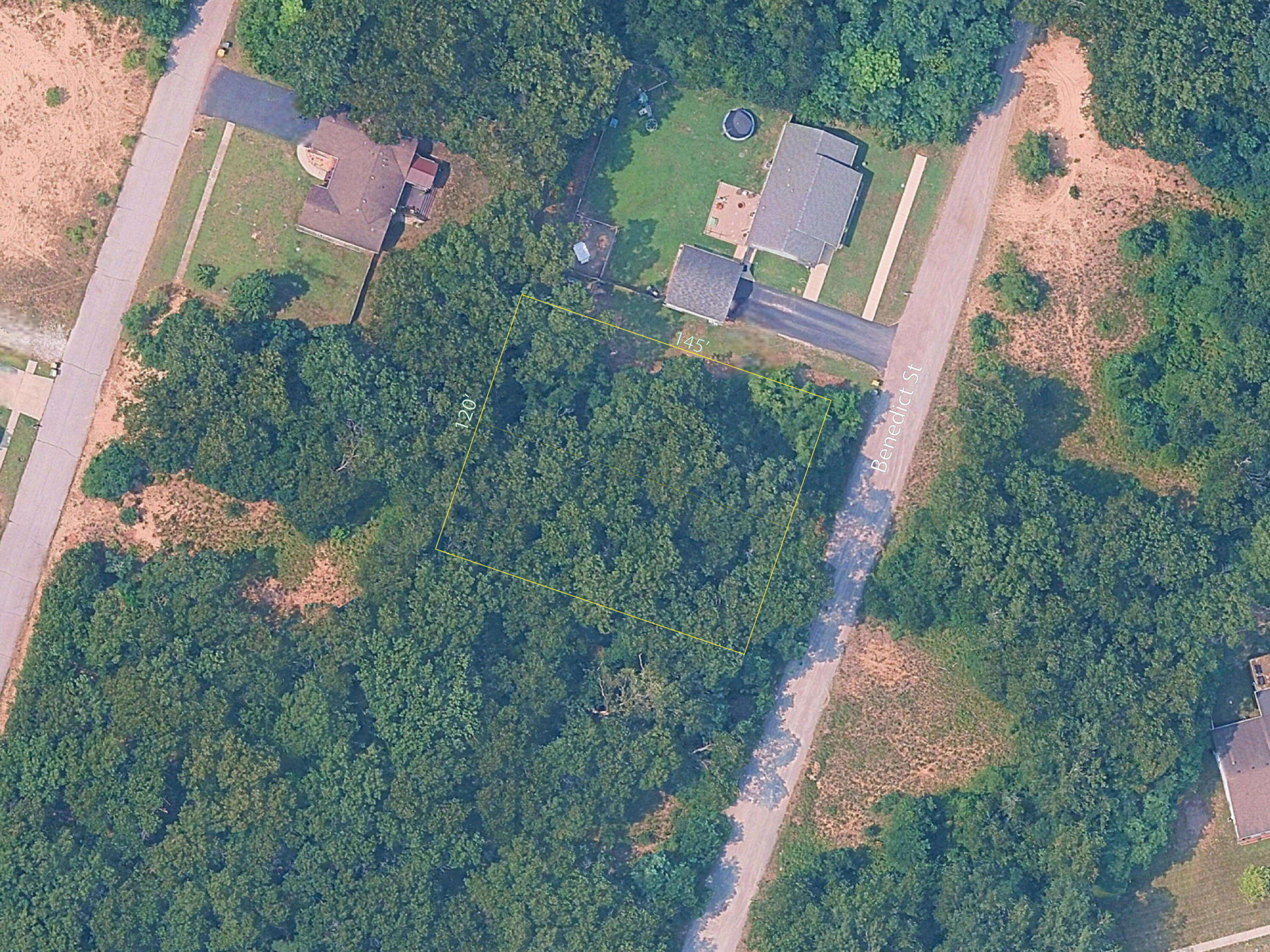 3100 Benedict Property Photo 1