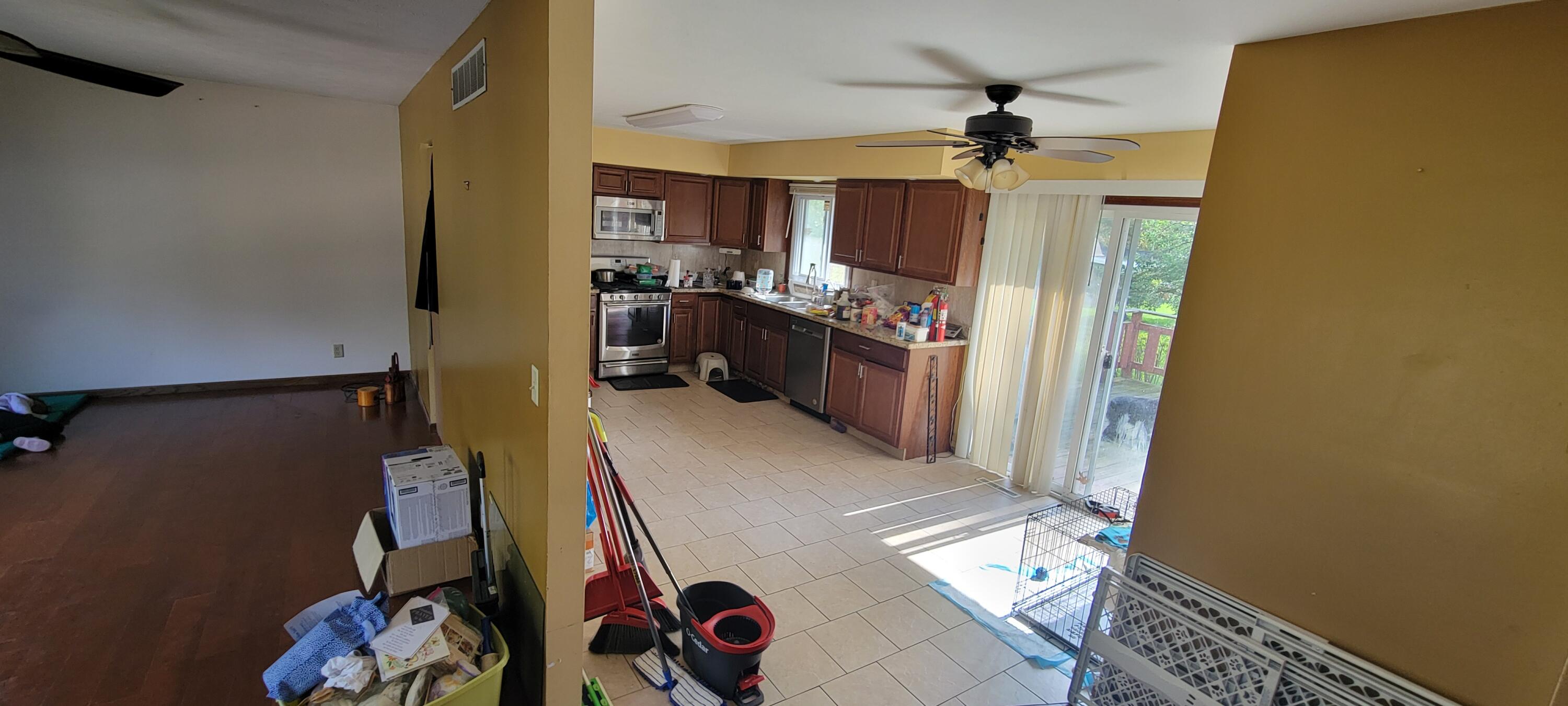 4909 N Brookside Drive Property Photo 1
