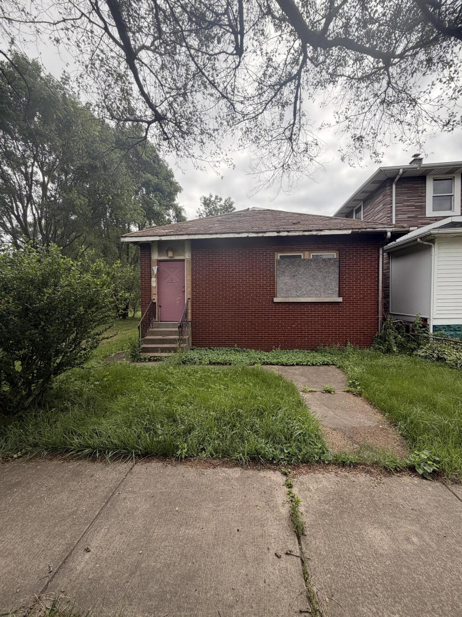 735 Carolina Street Property Photo 1