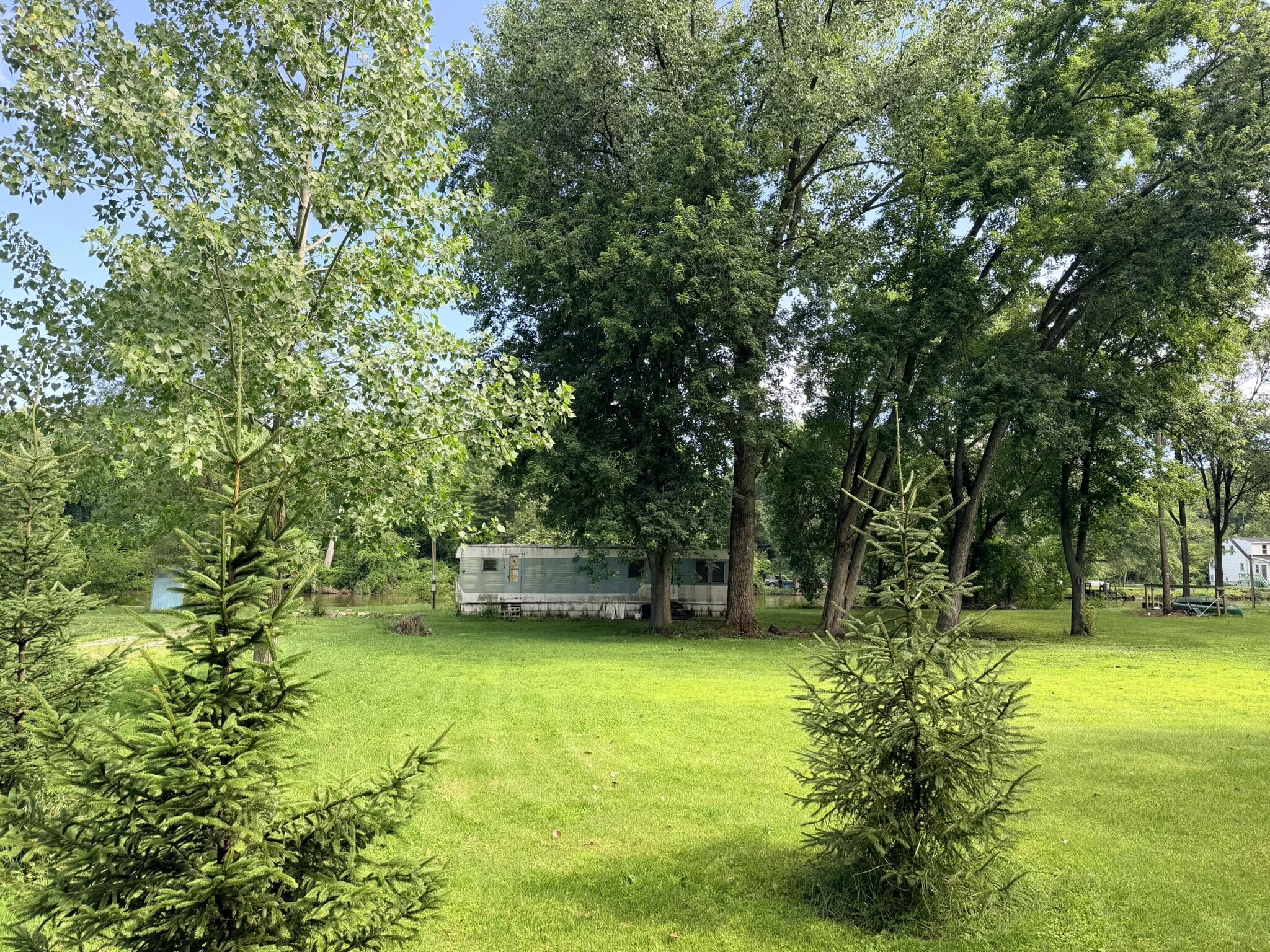 1020 W Bluegrass Road Property Photo 1
