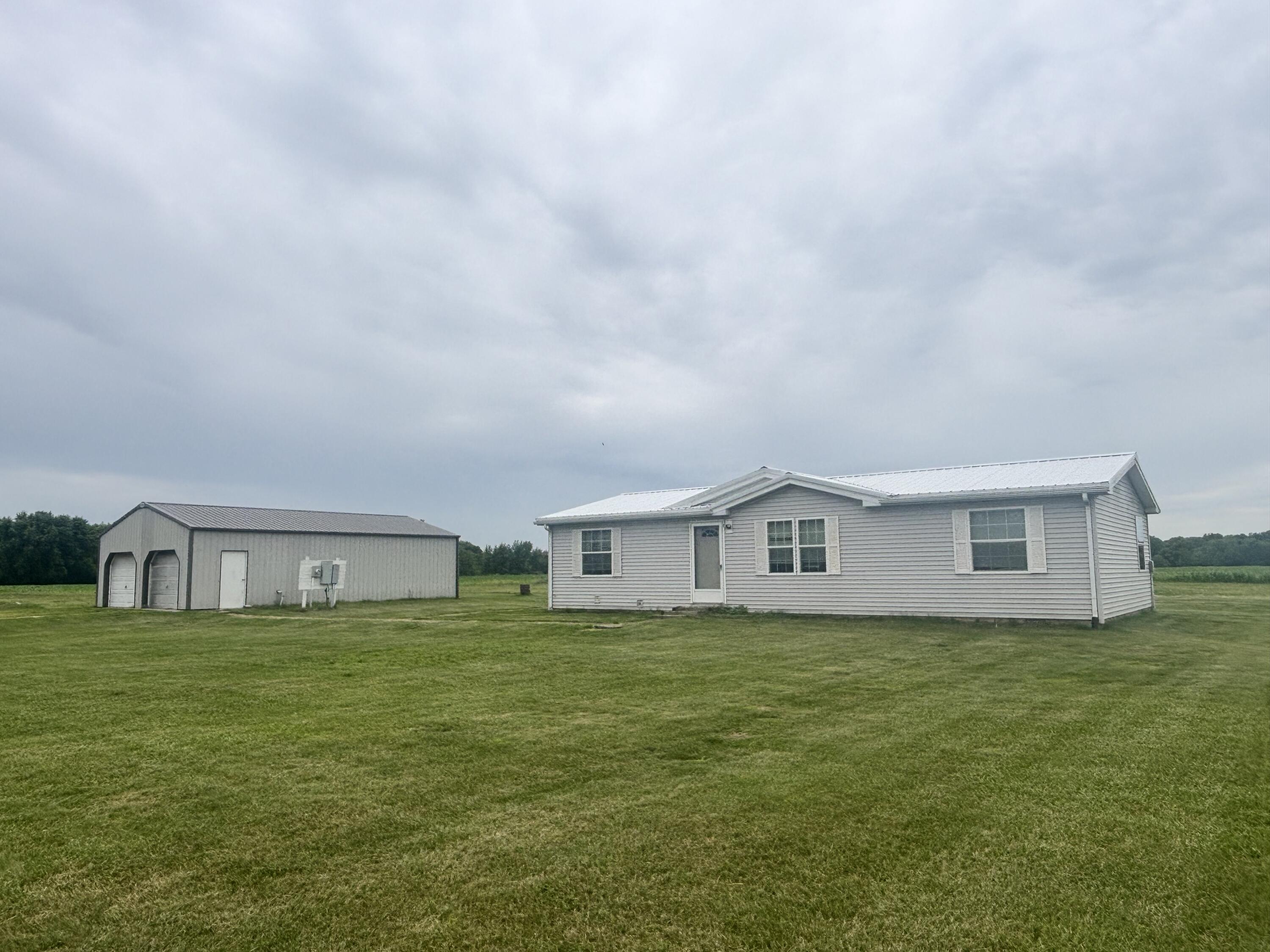 10148 S 210 Property Photo 1