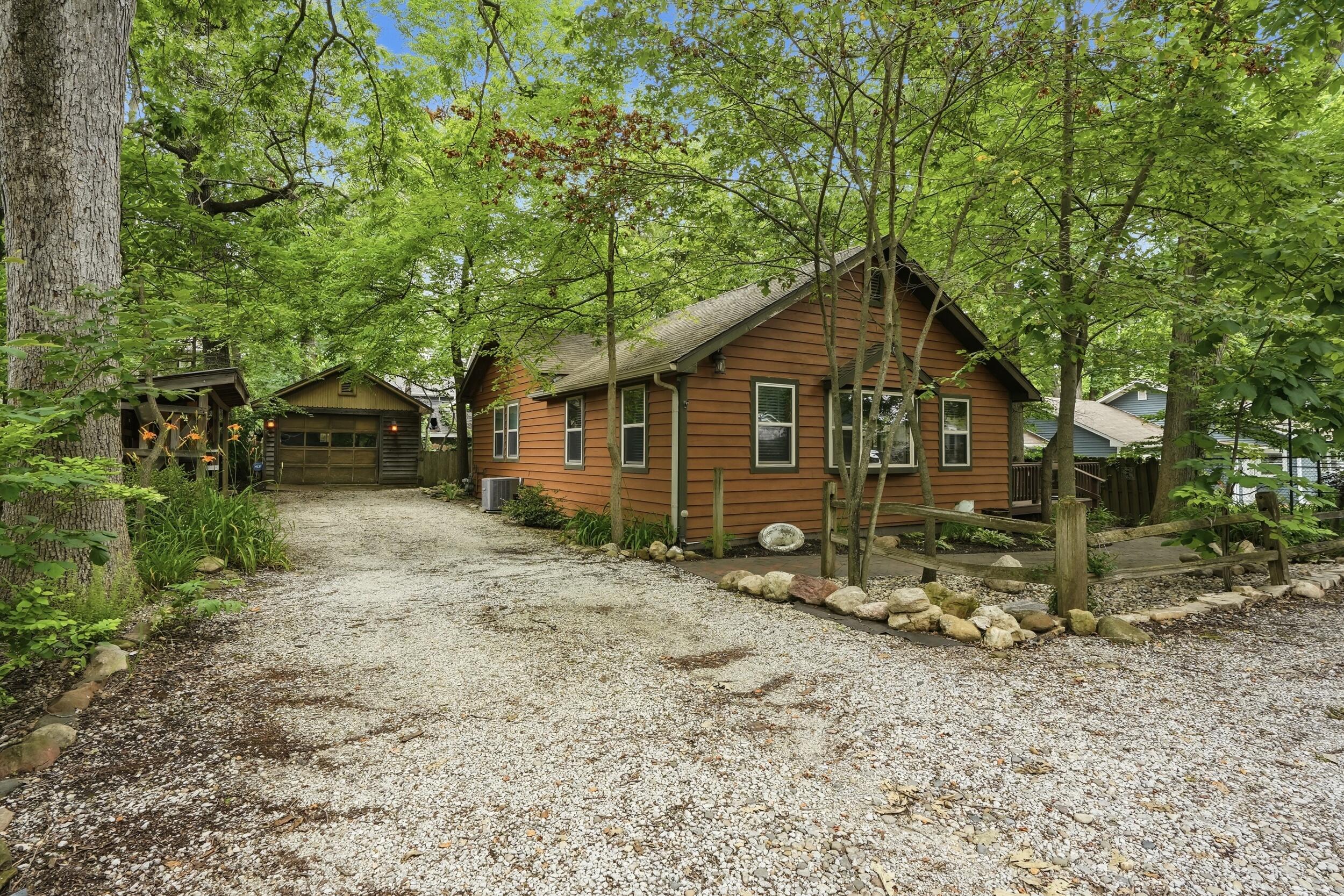 1307 Redwing Road Property Photo 1