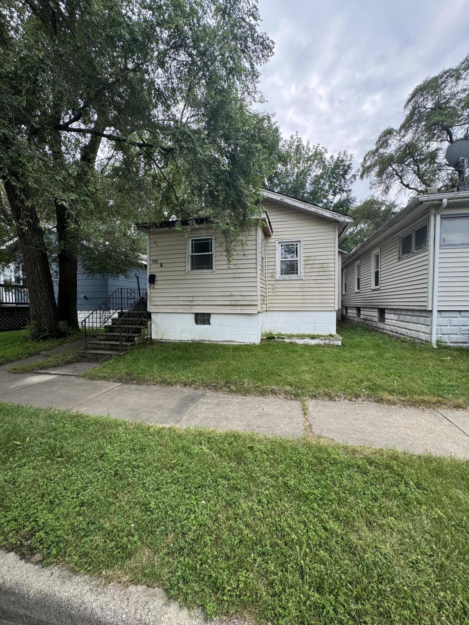 1306 Sherman Street Property Photo 1