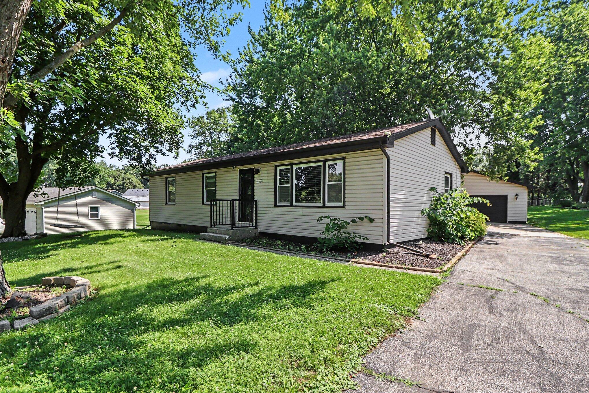 455 Marian Drive Property Photo 1