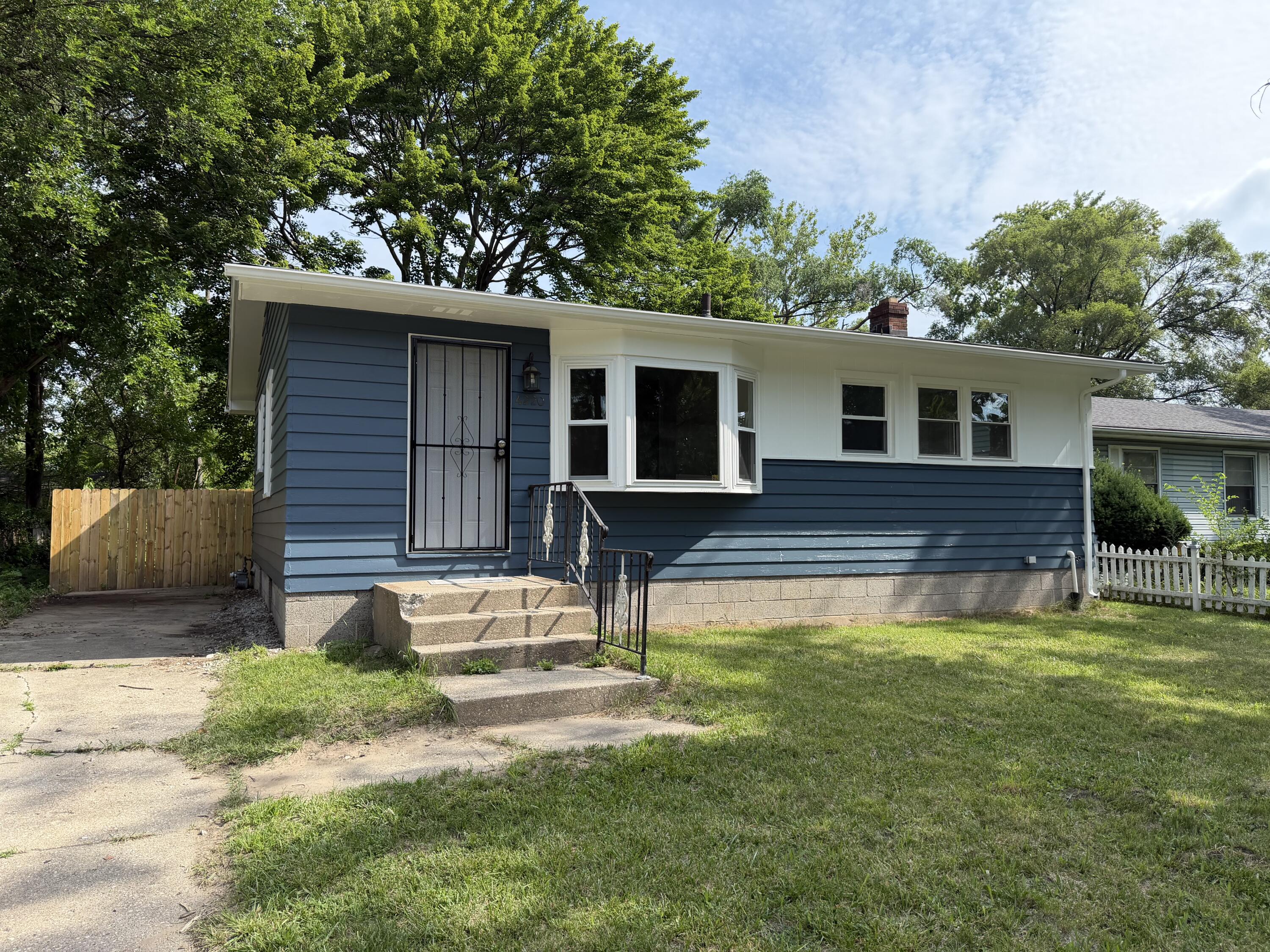 4220 Ryan Court Property Photo 1